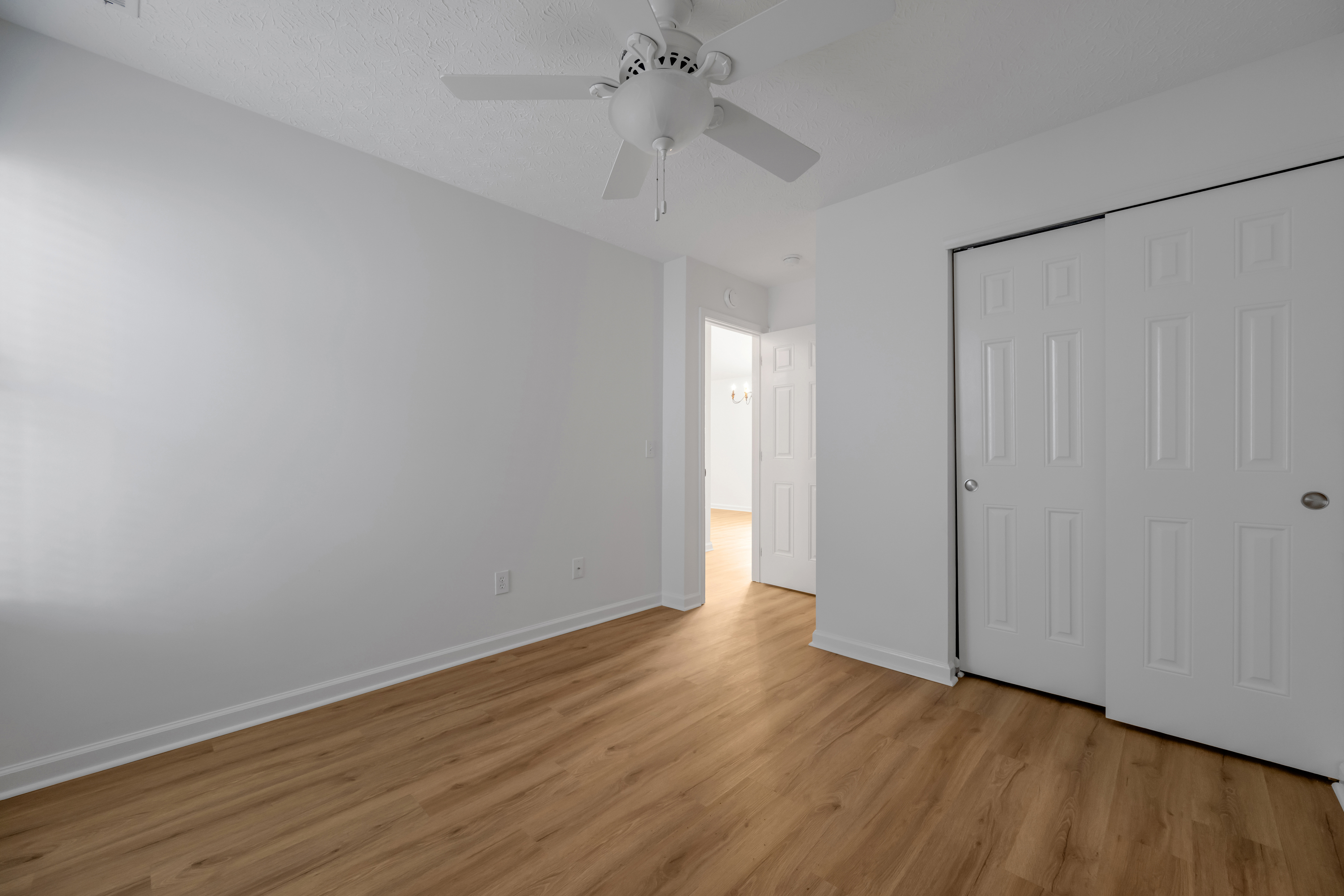  1037 Lemon Rue Way - 物件實景