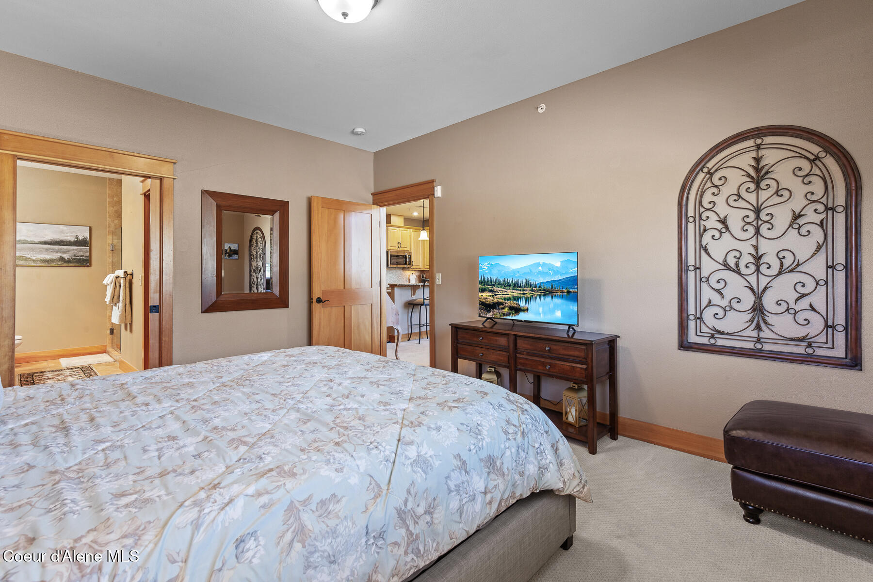 Coeur d'Alene, Idaho, 83814, United States, 2 Bedrooms Bedrooms, ,2 BathroomsBathrooms,Residential,For Sale,1974627