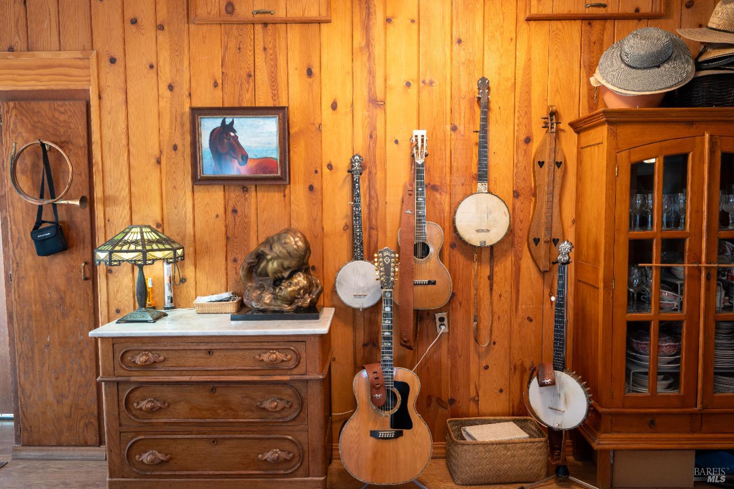 Kelseyville, California, 95451, United States, 3 Bedrooms Bedrooms, ,2 BathroomsBathrooms,Residential,For Sale,1974568