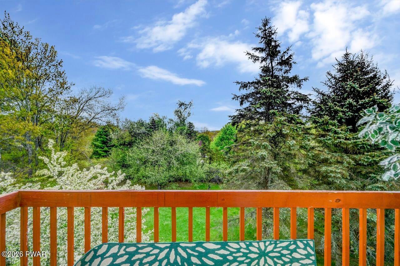 Hawley, Pennsylvania, 18428, United States, 3 Bedrooms Bedrooms, ,3 BathroomsBathrooms,Residential,For Sale,2045204