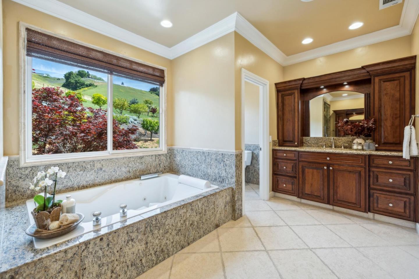 Gilroy, California, 95020, United States, 4 Bedrooms Bedrooms, ,4 BathroomsBathrooms,Residential,For Sale,1912112