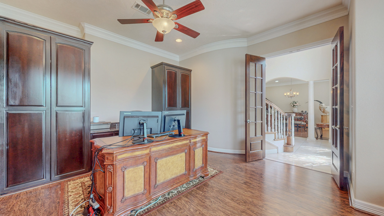 Orange, Texas, 77630, United States, 3 Bedrooms Bedrooms, ,5 BathroomsBathrooms,Residential,For Sale,1901539
