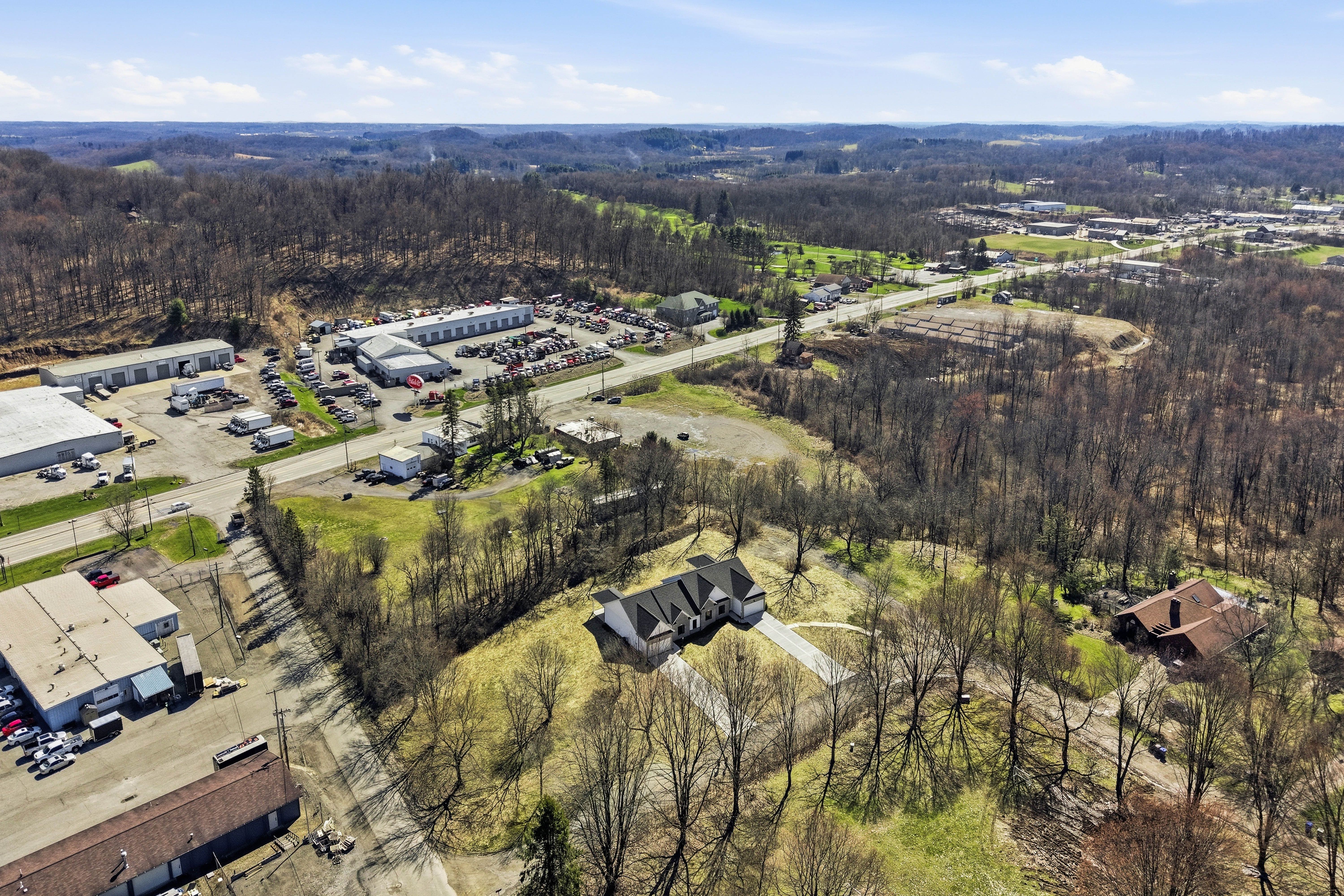  100-102 Huselton Drive - 物件實景