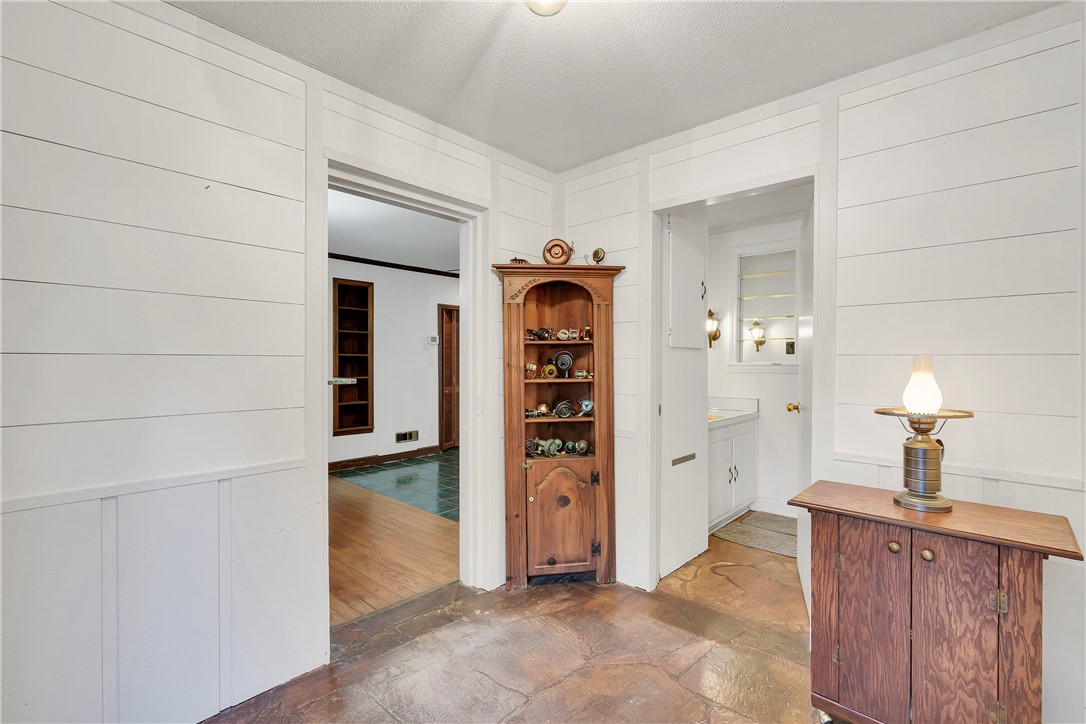 Anderson, South Carolina, 29626, United States, 3 Bedrooms Bedrooms, ,2 BathroomsBathrooms,Residential,For Sale,1721983