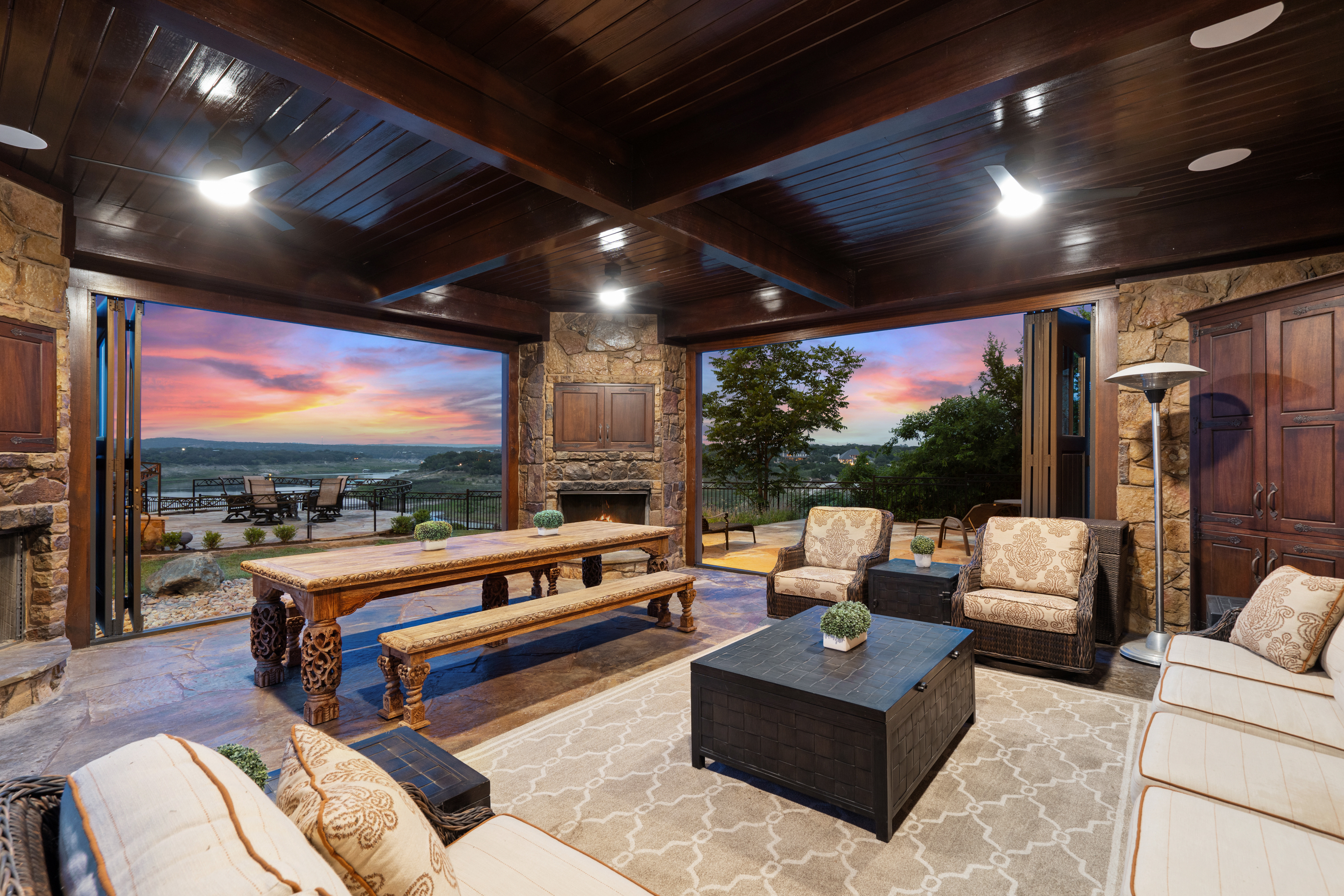  Lake Travis Estate - 物件實景