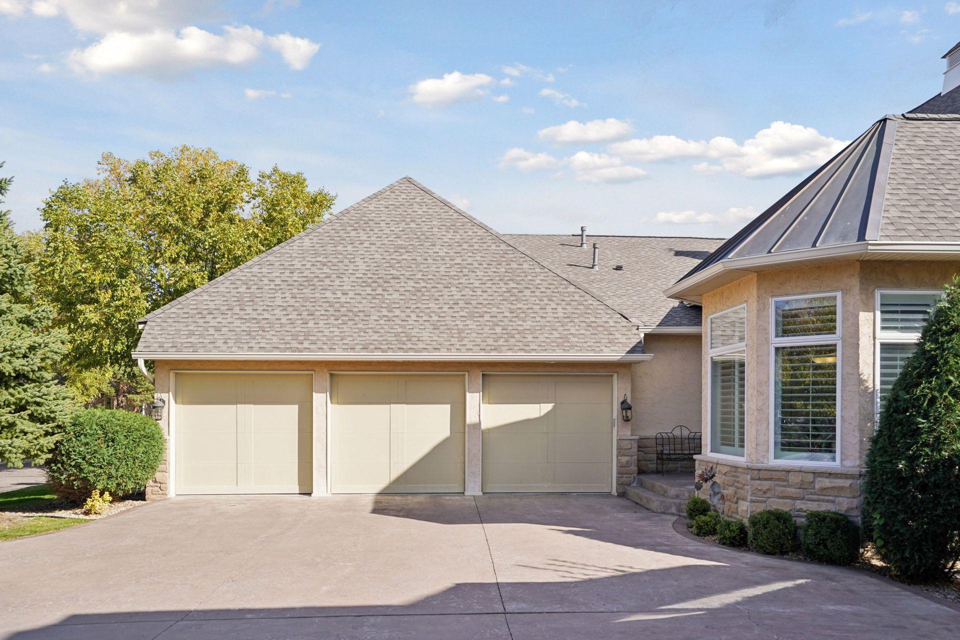 Lilydale, Minnesota, 55118, United States, 3 Bedrooms Bedrooms, ,3 BathroomsBathrooms,Residential,For Sale,1989452