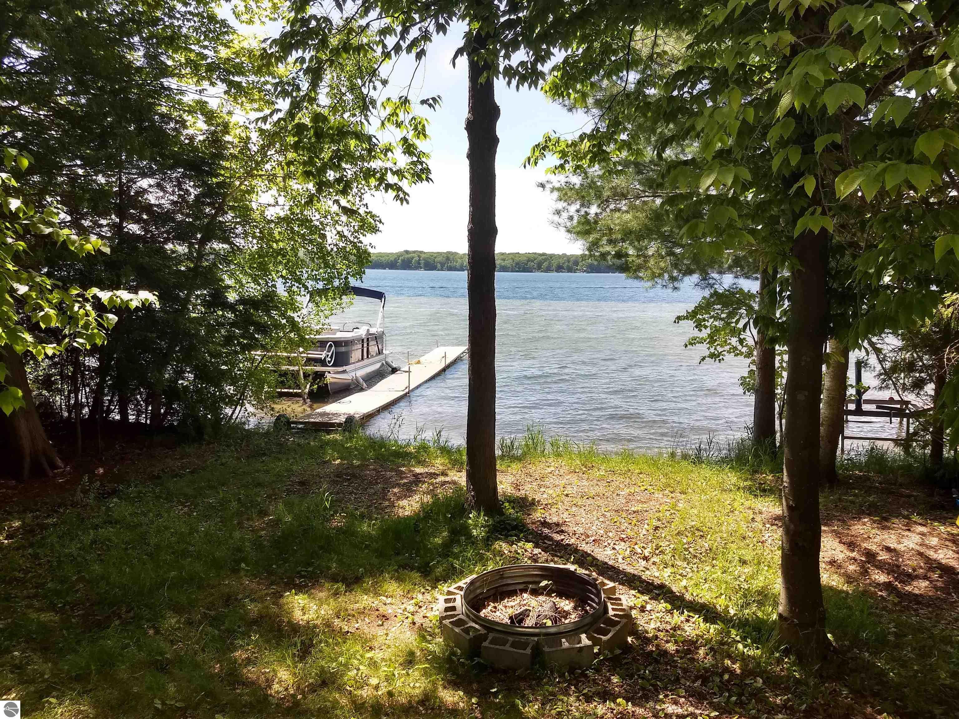 Traverse City, Michigan, 49685, United States, 3 Bedrooms Bedrooms, ,3 BathroomsBathrooms,Residential,For Sale,1988972