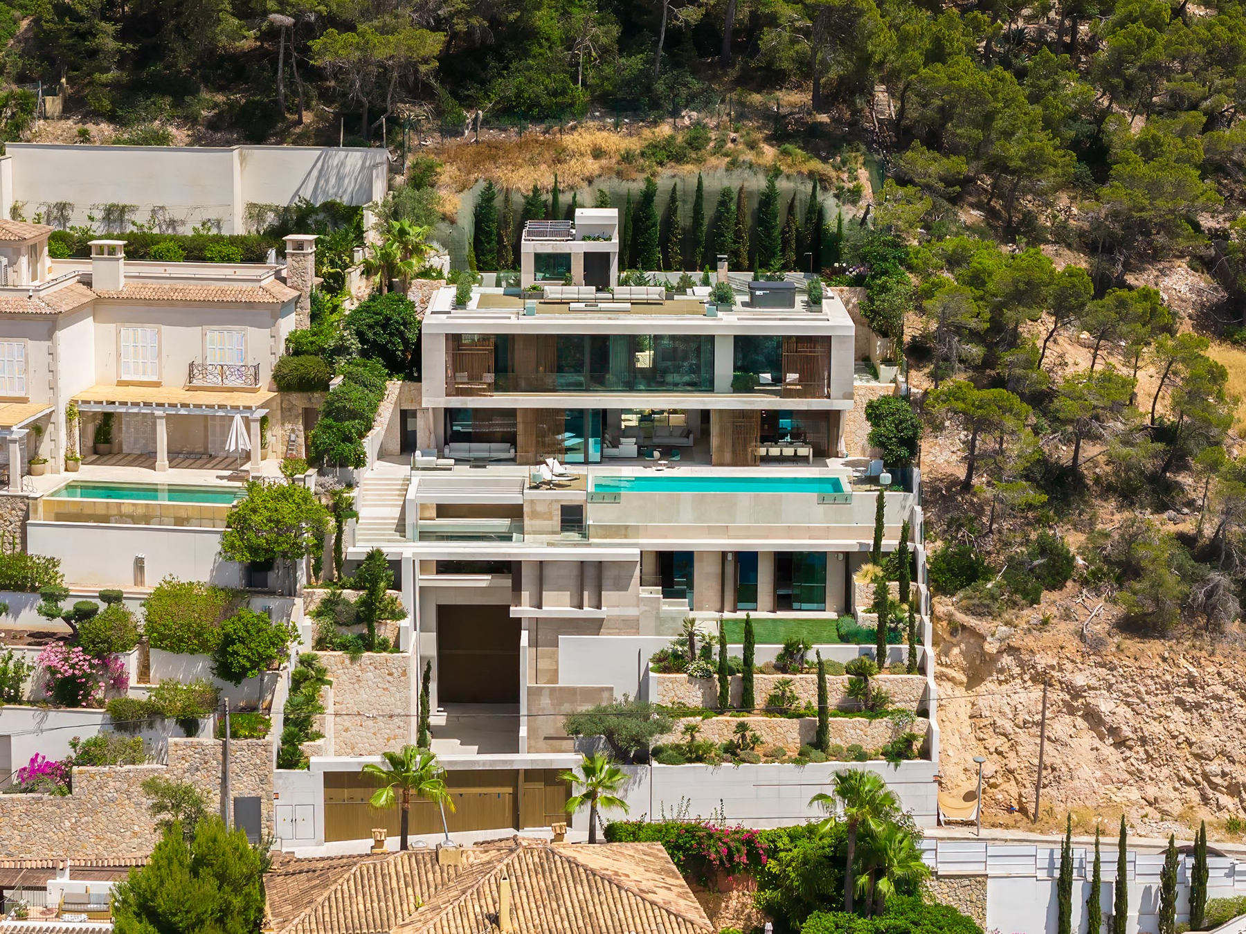  Newly built villa with sea views in Port d