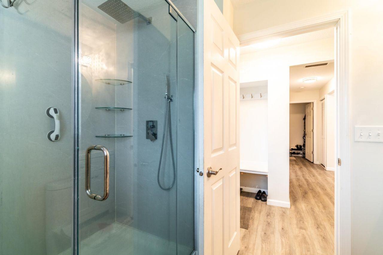 Angola, Indiana, 46703, United States, 2 Bedrooms Bedrooms, ,2 BathroomsBathrooms,Residential,For Sale,1768550