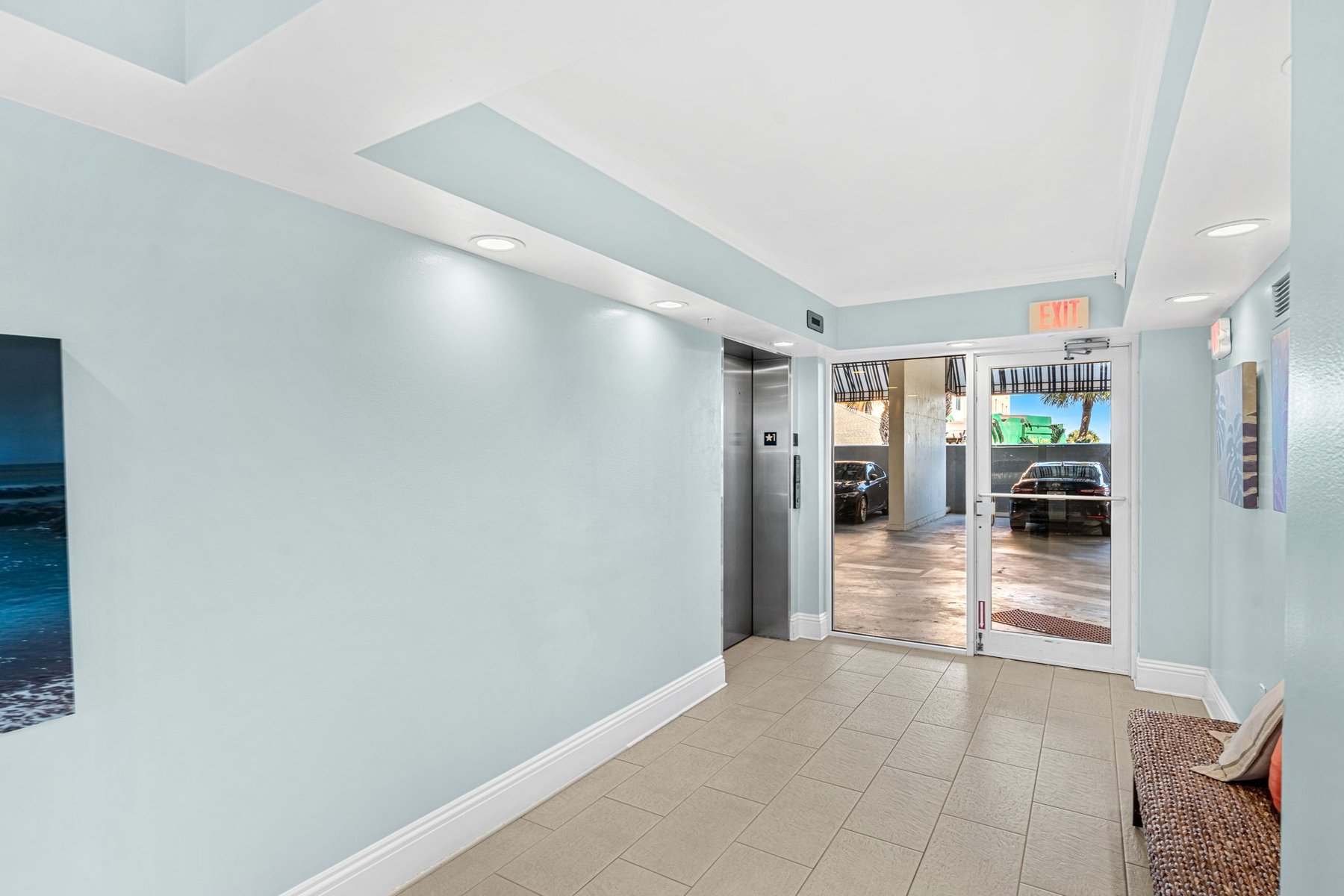  410 Hayes Avenue, #402, Cocoa Beach, FL, 32931 - 物件實景