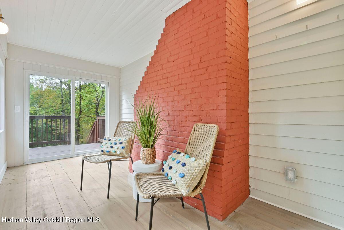 Woodstock, New York, 12498, United States, 4 Bedrooms Bedrooms, ,3 BathroomsBathrooms,Residential,For Sale,1991084