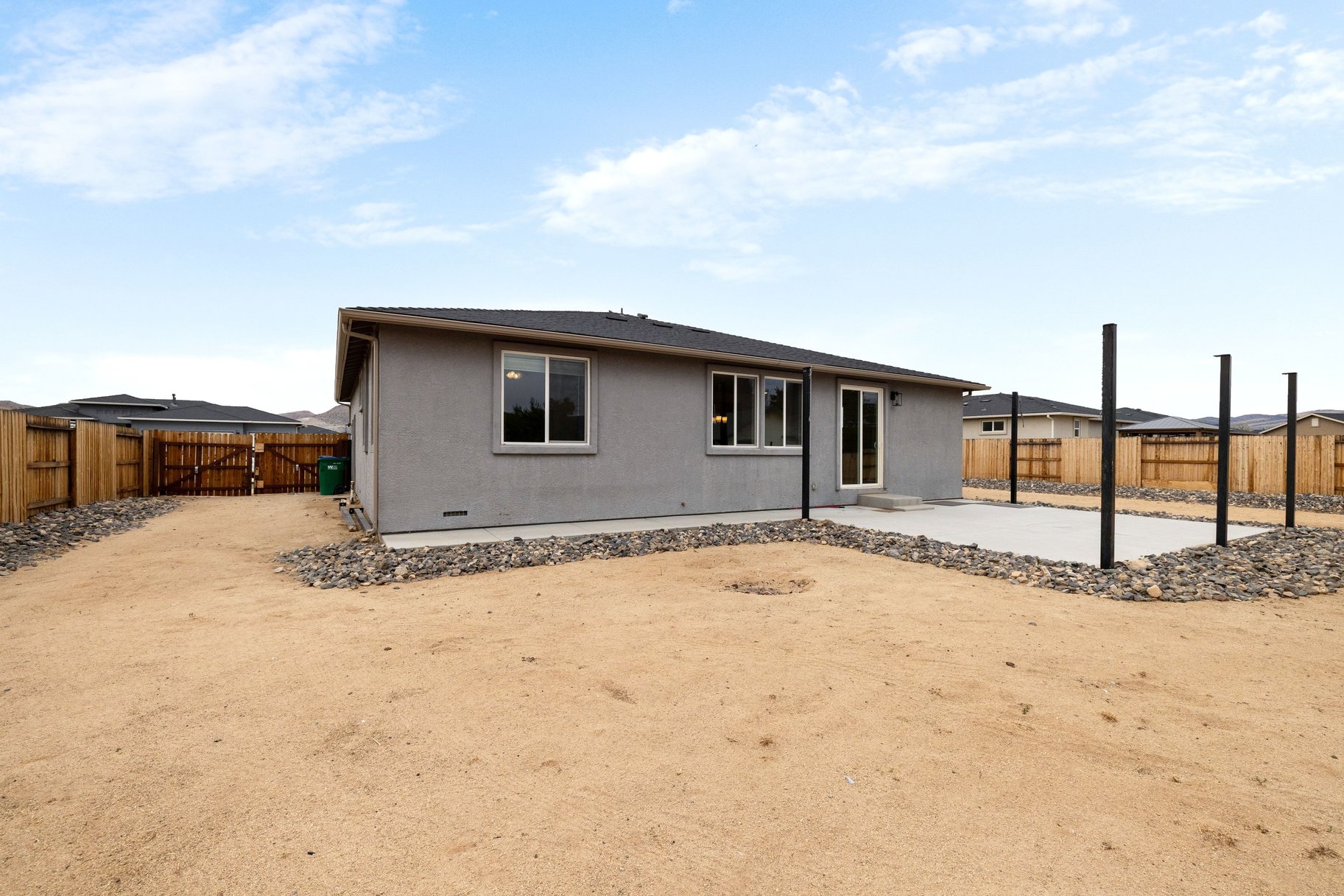  Built in 2020, Room for Everything: RV Parking Meets Big Backyard in Sparks - 物件實景