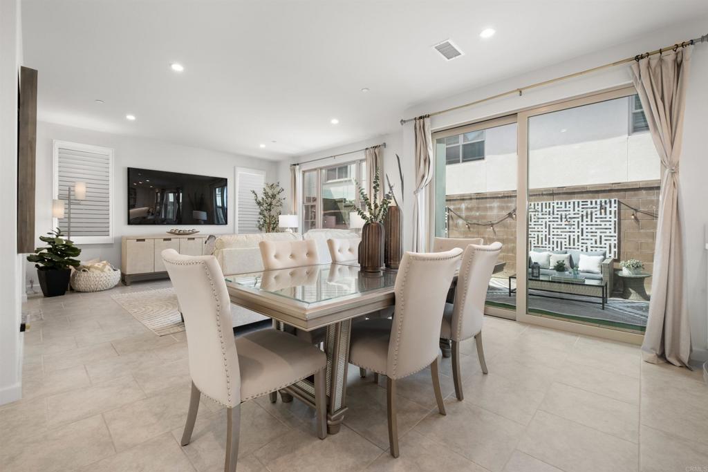 Irvine, California, 92618, United States, 4 Bedrooms Bedrooms, ,5 BathroomsBathrooms,Residential,For Sale,1828370