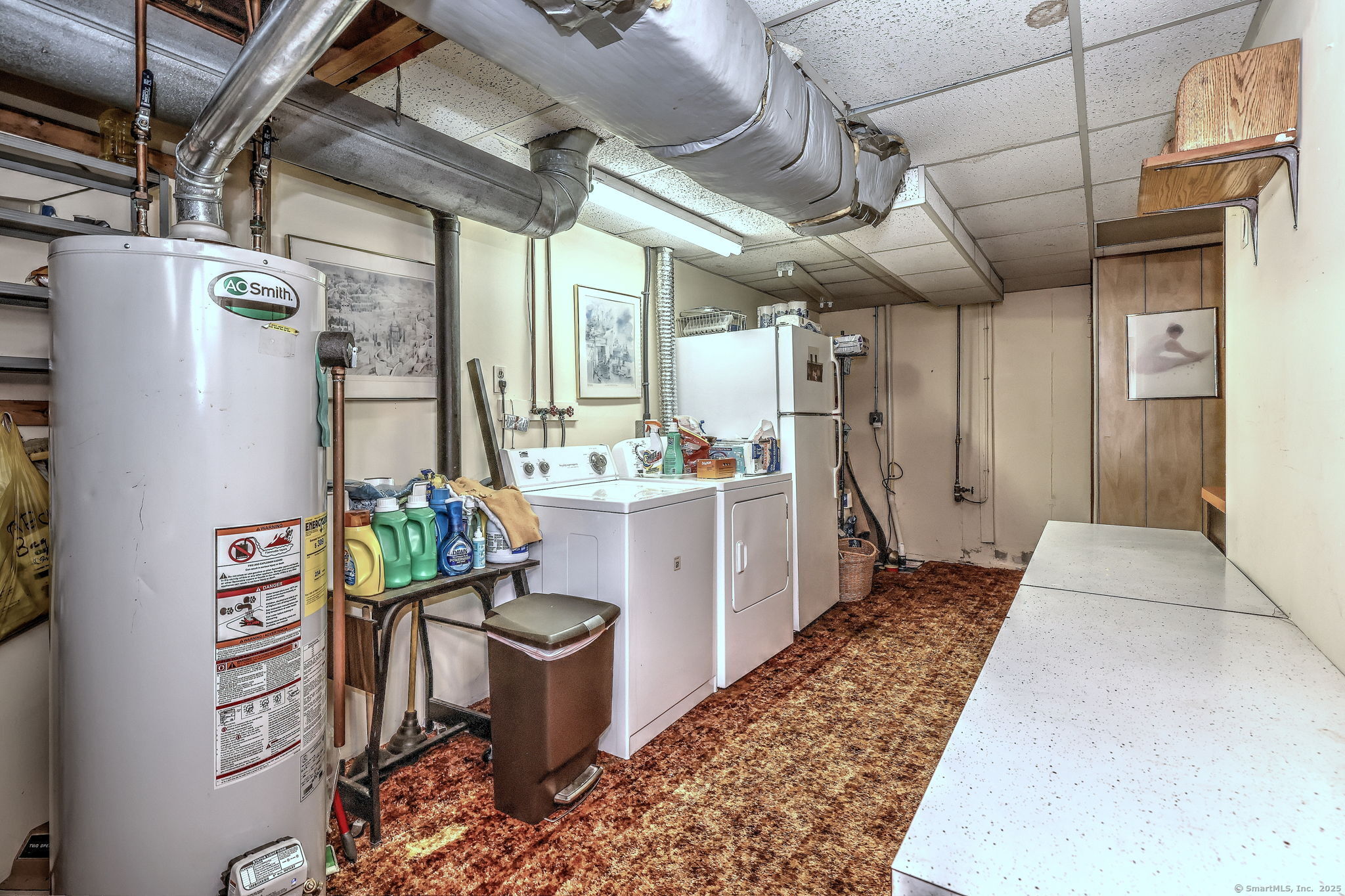 Stratford, Connecticut, 06614, United States, 1 Bedroom Bedrooms, ,3 BathroomsBathrooms,Residential,For Sale,1954891