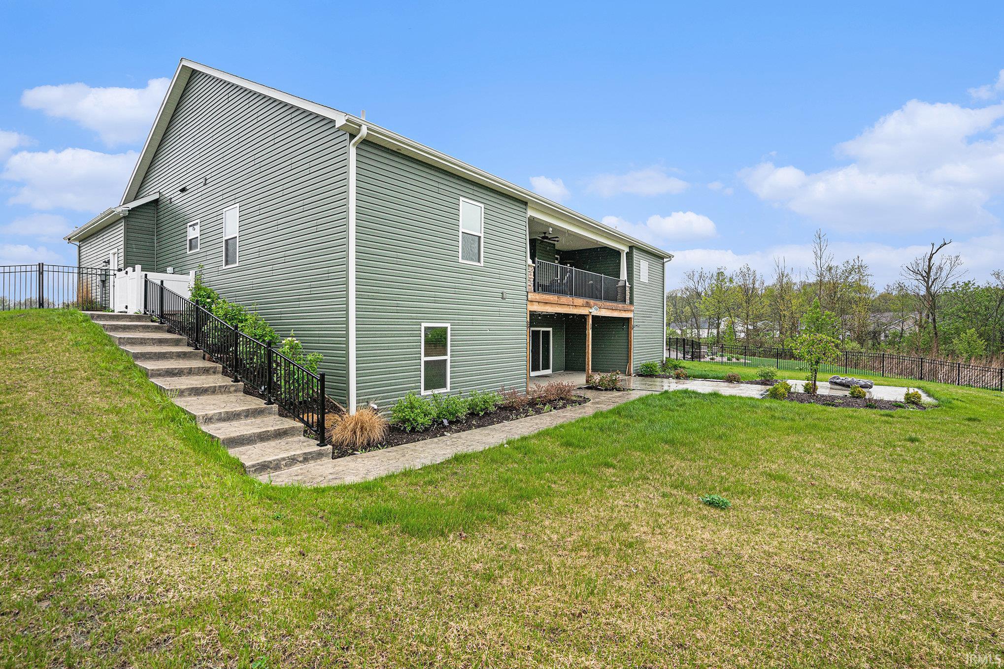 Fort Wayne, Indiana, 46818, United States, 5 Bedrooms Bedrooms, ,5 BathroomsBathrooms,Residential,For Sale,1916287