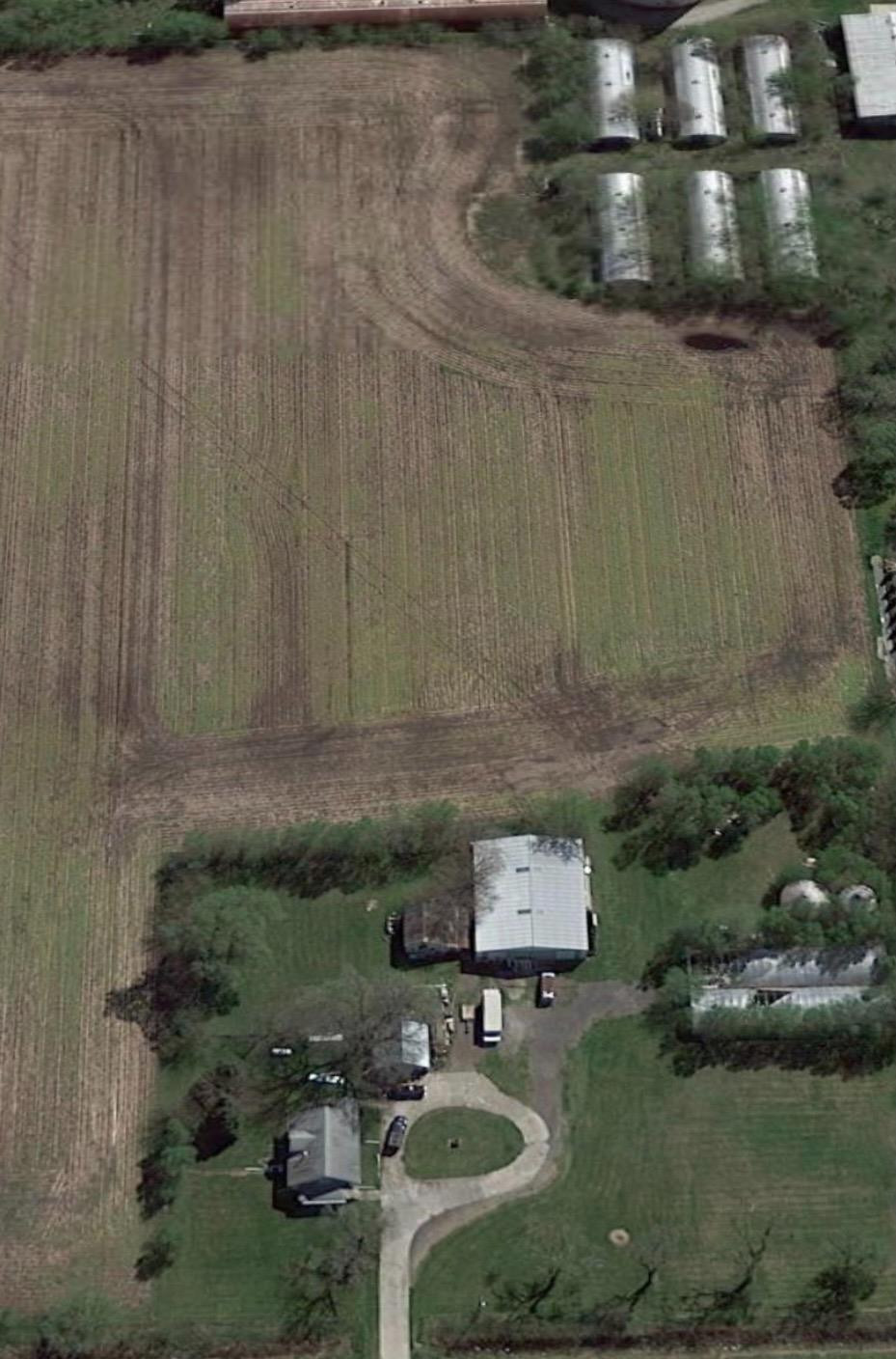 Morocco, Indiana, 47963, United States, 4 Bedrooms Bedrooms, ,1 BathroomBathrooms,Residential,For Sale,1989081