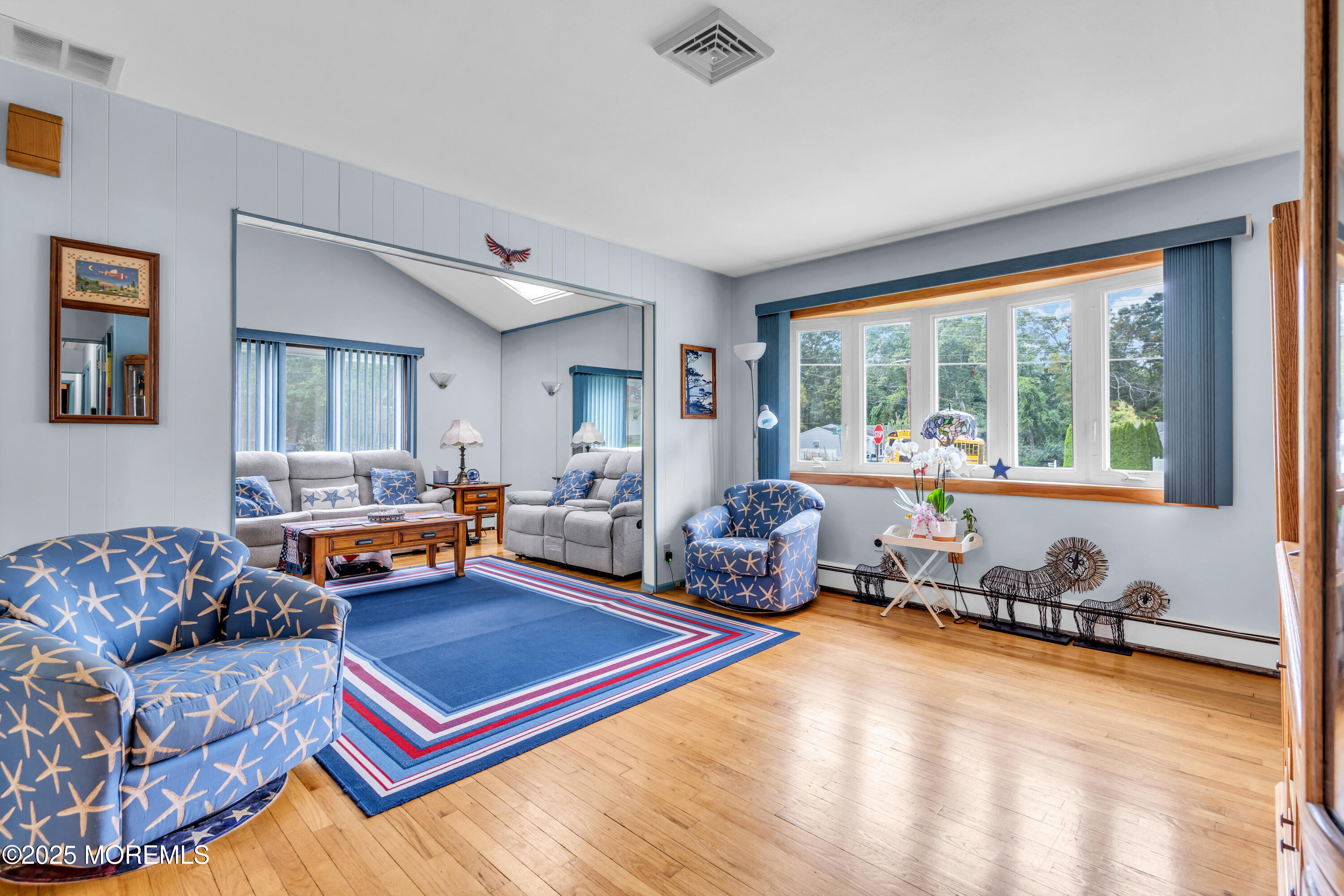 Beachwood, New Jersey, 08722, United States, 4 Bedrooms Bedrooms, ,2 BathroomsBathrooms,Residential,For Sale,1974168