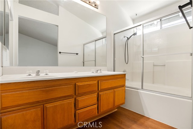 Lake Elsinore, California, 92530, United States, 4 Bedrooms Bedrooms, ,2 BathroomsBathrooms,Residential,For Sale,1977818