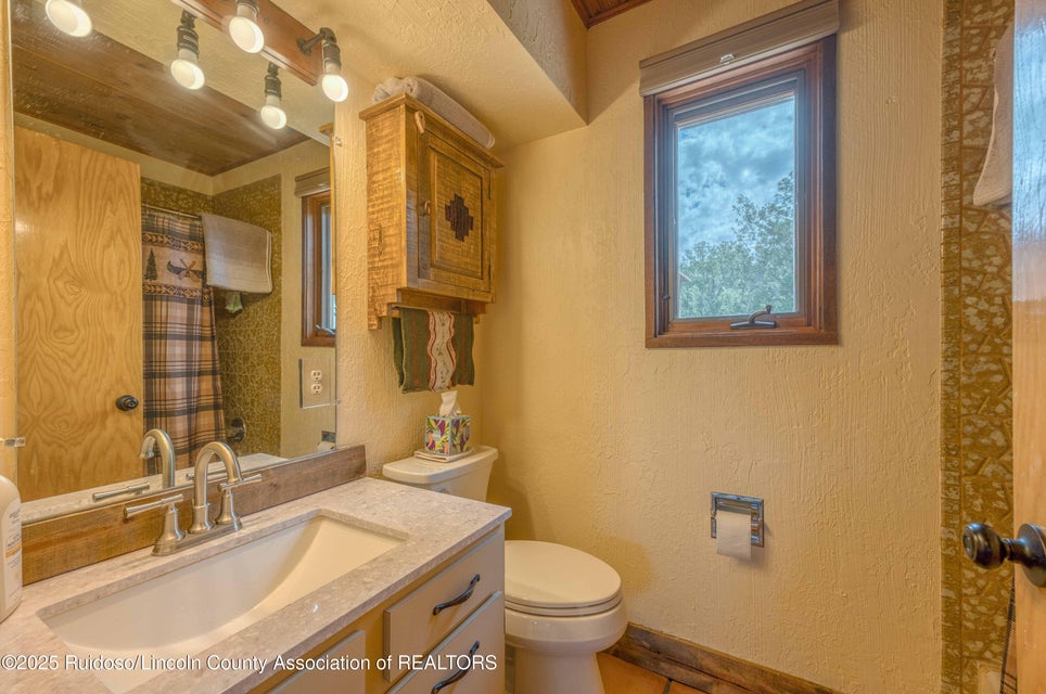 Alto, New Mexico, 88312, United States, 3 Bedrooms Bedrooms, ,2 BathroomsBathrooms,Residential,For Sale,1924263