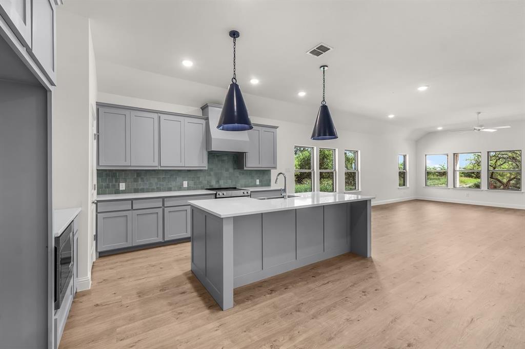 Brock, Texas, 76087, United States, 4 Bedrooms Bedrooms, ,3 BathroomsBathrooms,Residential,For Sale,1944964