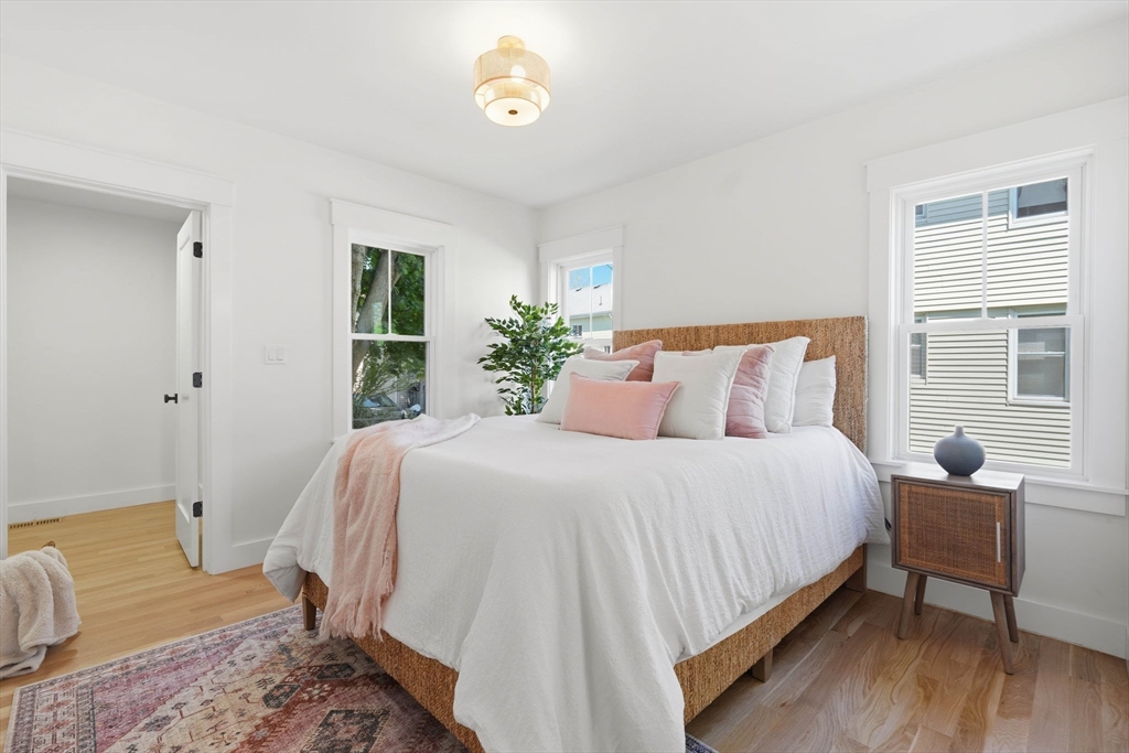Watertown, Massachusetts, 02472, United States, 3 Bedrooms Bedrooms, ,3 BathroomsBathrooms,Residential,For Sale,2048404