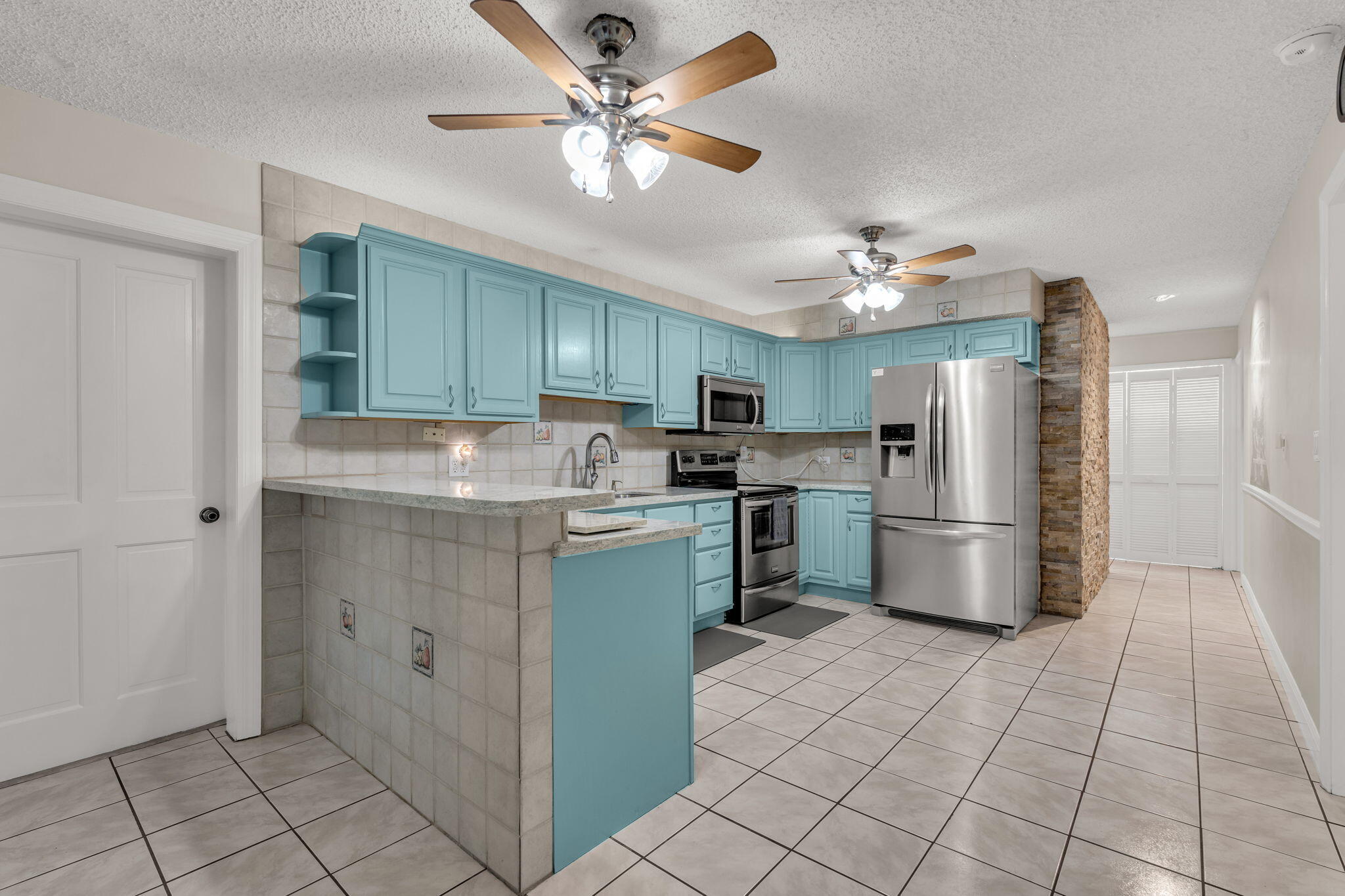 KEY LARGO, Florida, 33037, United States, 3 Bedrooms Bedrooms, ,2 BathroomsBathrooms,Residential,For Sale,1779251
