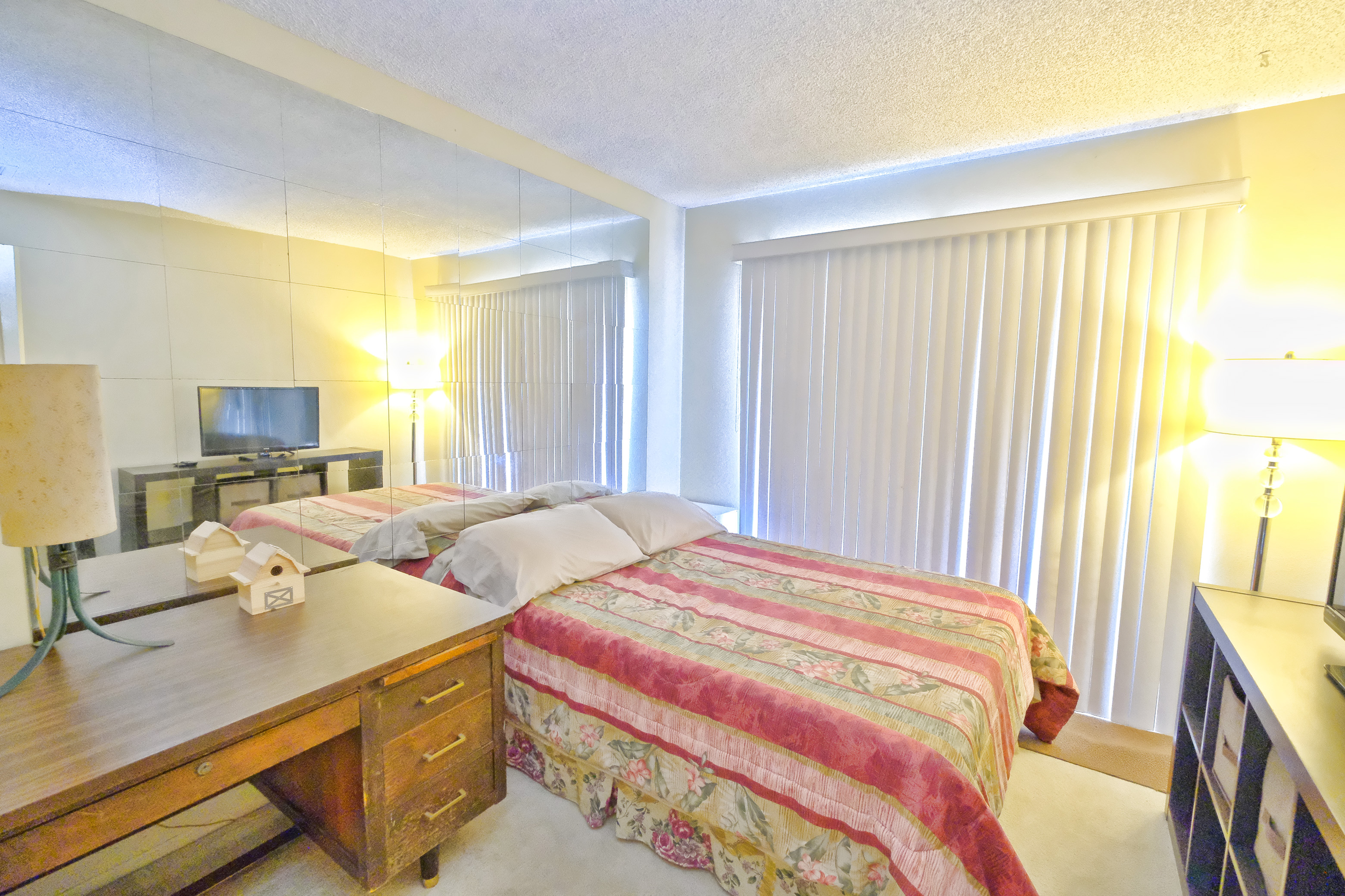 Cerritos, California, 90703, United States, 7 Bedrooms Bedrooms, ,2 BathroomsBathrooms,Residential,For Sale,1904390