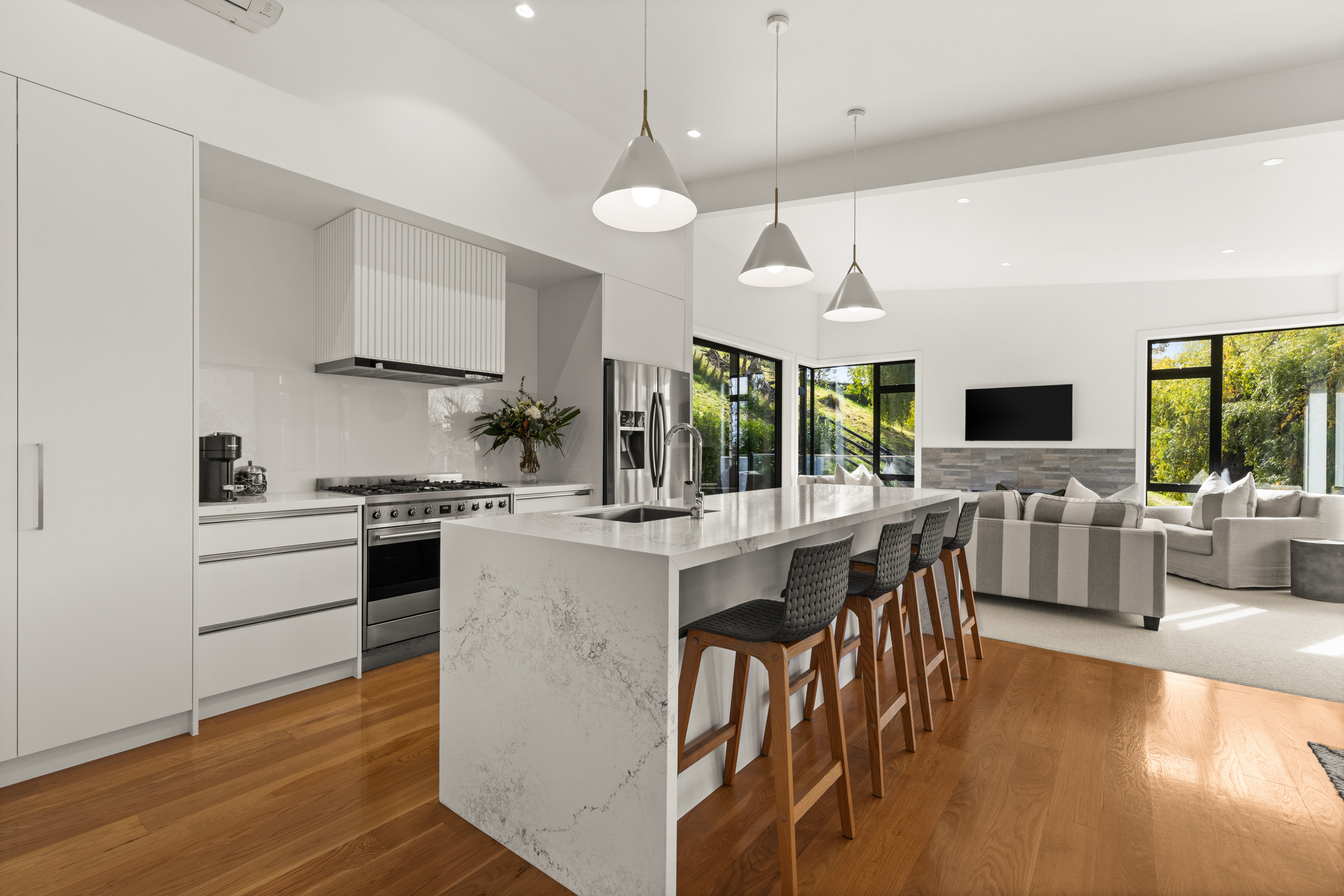  Taradale Executive Living with Apartment - 物件實景