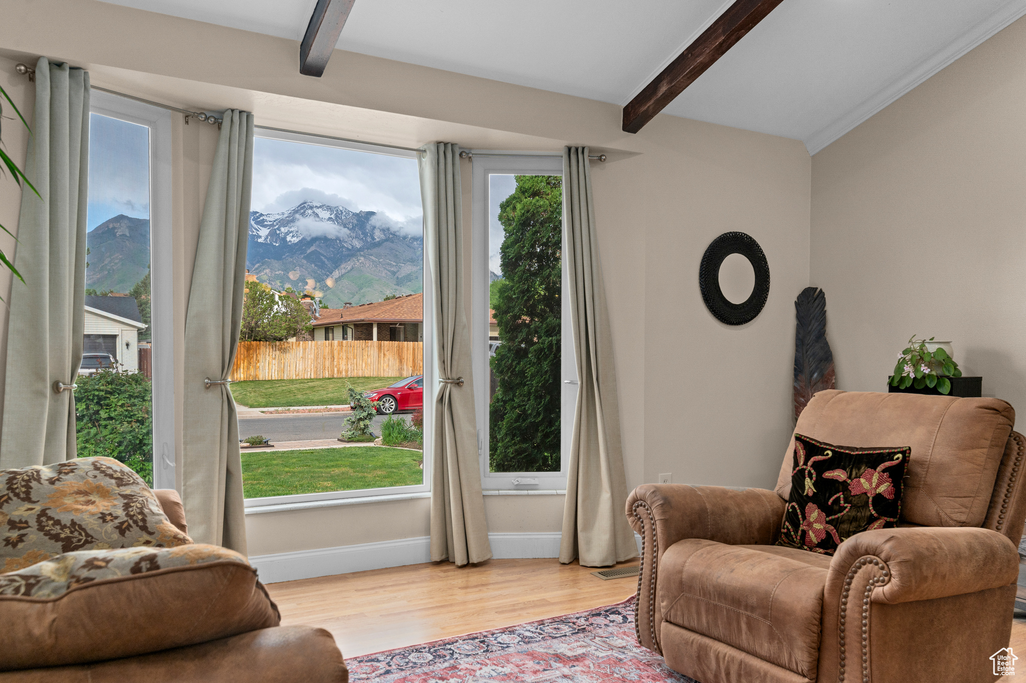 Sandy, Utah, 84093, United States, 6 Bedrooms Bedrooms, ,2 BathroomsBathrooms,Residential,For Sale,1882601