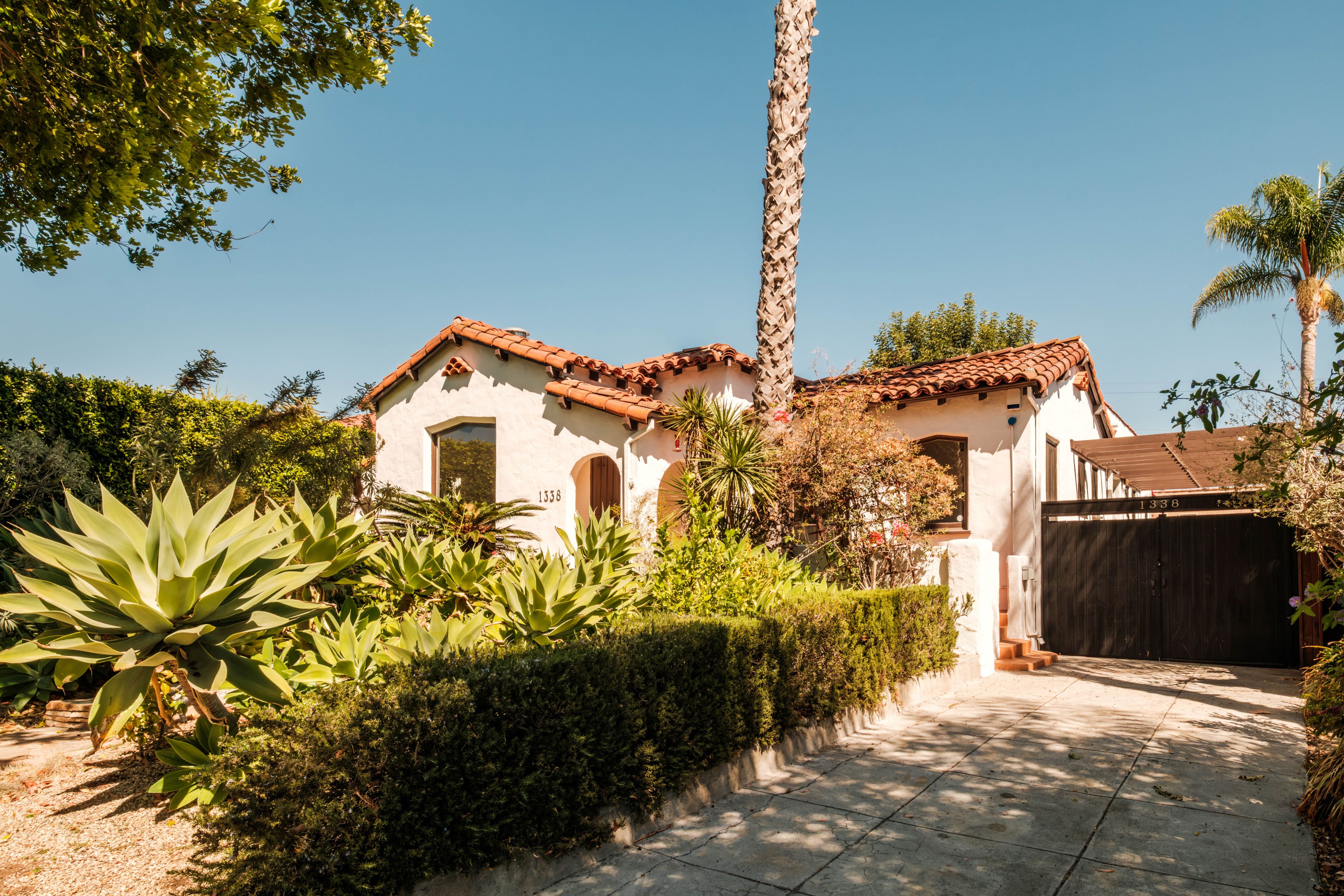  1338 S Sierra Bonita Ave - 物件實景