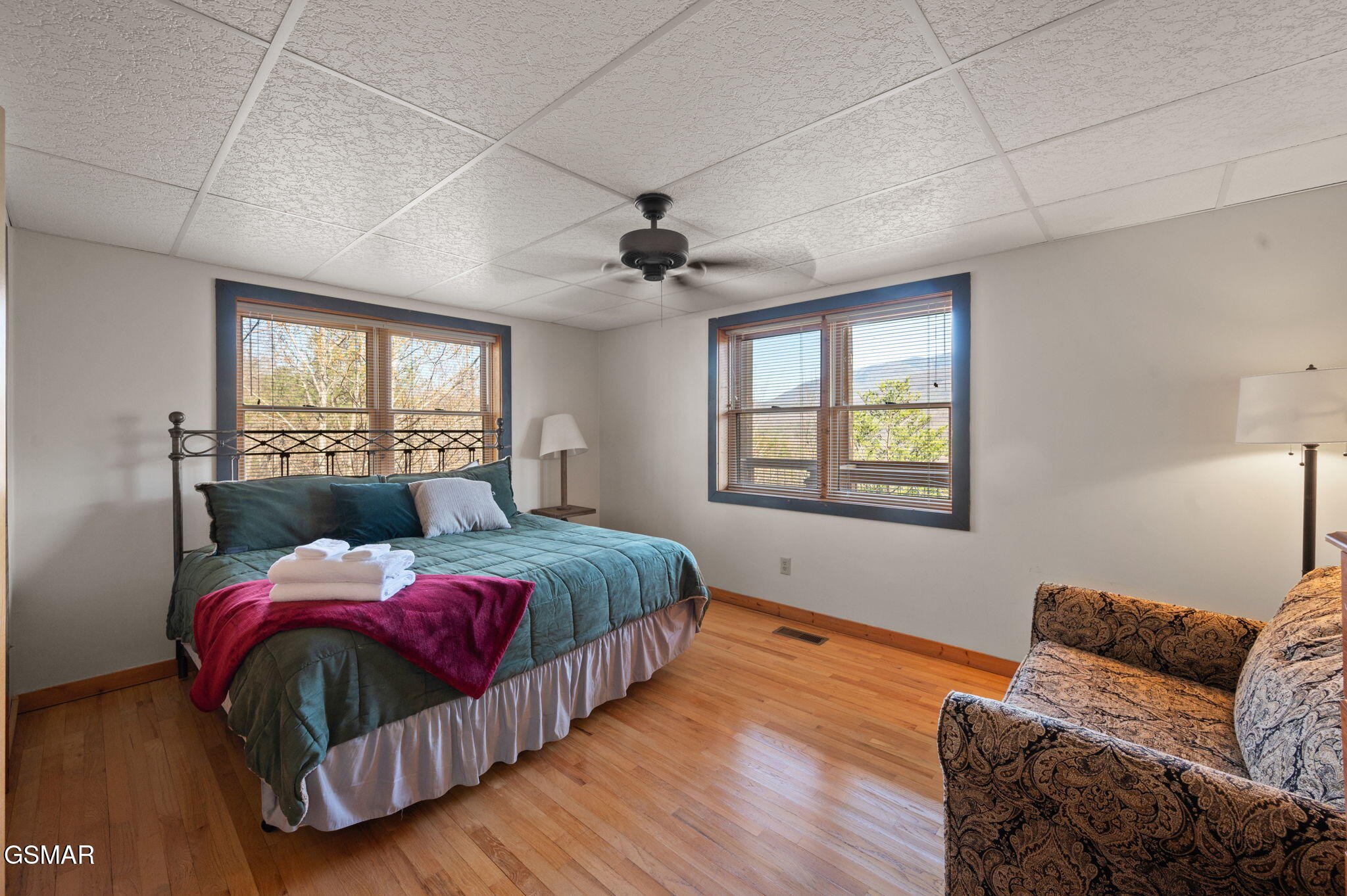 Gatlinburg, Tennessee, 37738, United States, 3 Bedrooms Bedrooms, ,3 BathroomsBathrooms,Residential,For Sale,1977733