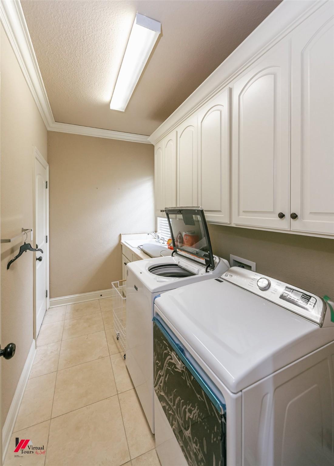 Bossier City, Louisiana, 71111, United States, 4 Bedrooms Bedrooms, ,3 BathroomsBathrooms,Residential,For Sale,1985689