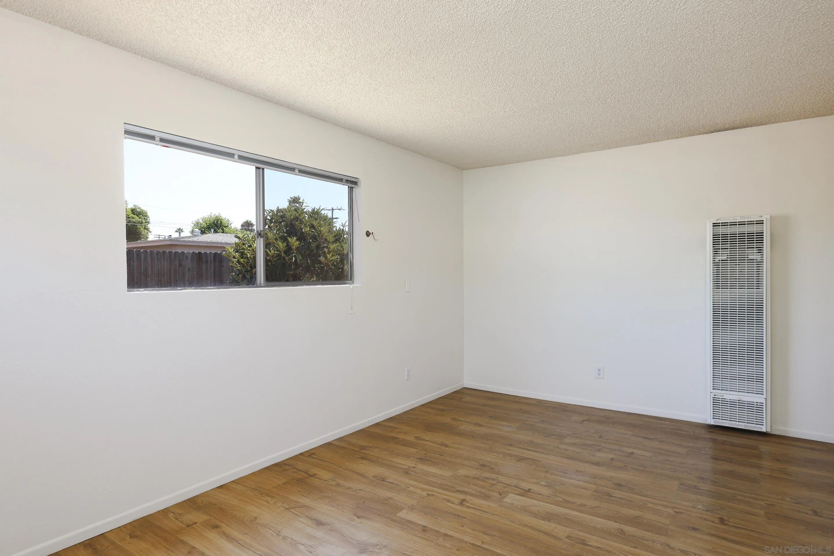 Chula Vista, California, 91910, United States, 3 Bedrooms Bedrooms, ,2 BathroomsBathrooms,Residential,For Sale,1916968
