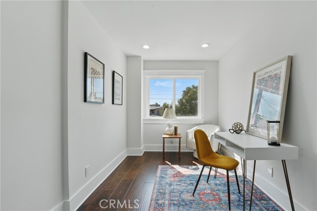 Los Angeles, California, 90018, United States, 5 Bedrooms Bedrooms, ,5 BathroomsBathrooms,Residential,For Sale,1984330