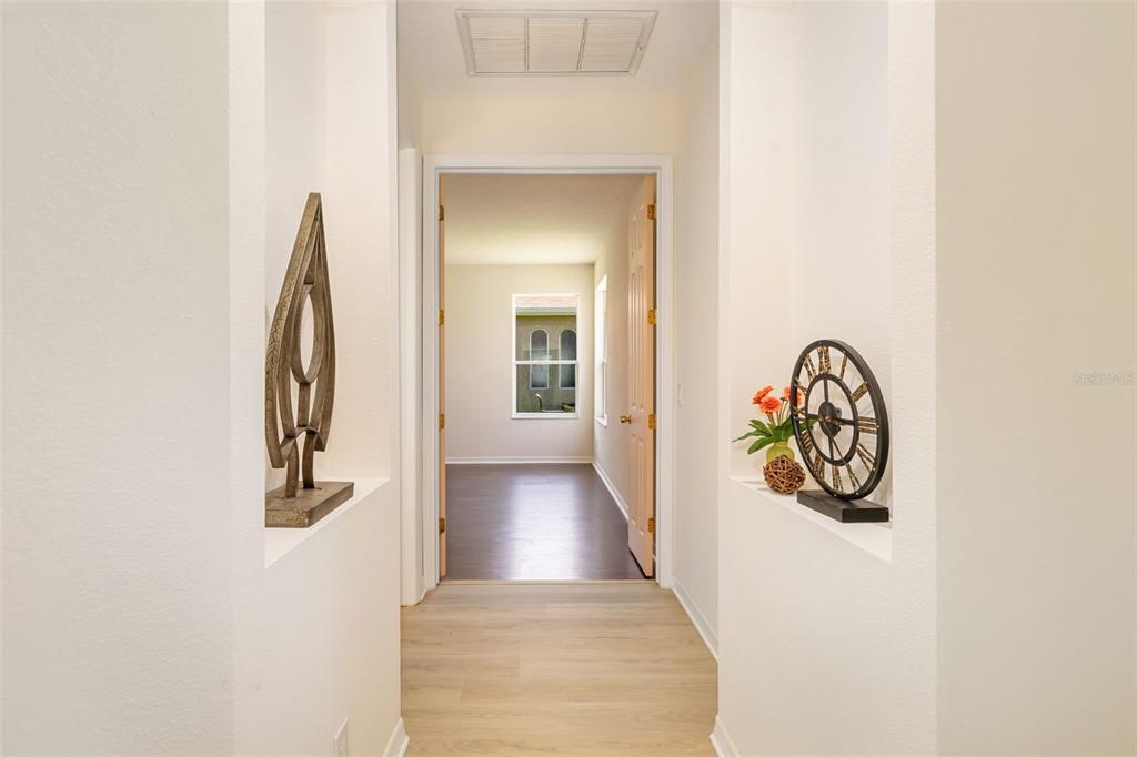 University Park, Florida, 34201, United States, 4 Bedrooms Bedrooms, ,4 BathroomsBathrooms,Residential,For Sale,1876189