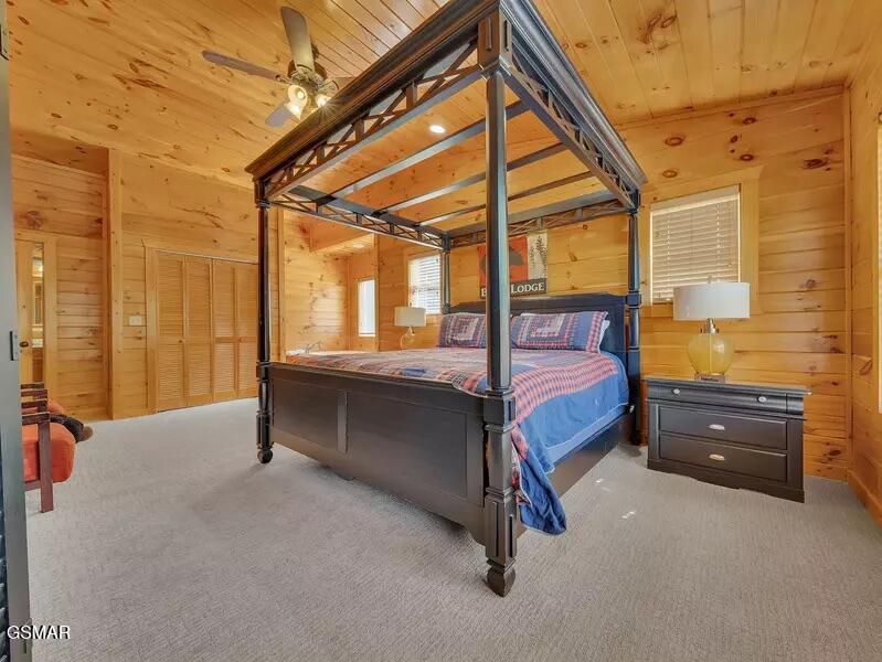 Gatlinburg, Tennessee, 37738, United States, 3 Bedrooms Bedrooms, ,3 BathroomsBathrooms,Residential,For Sale,2005434