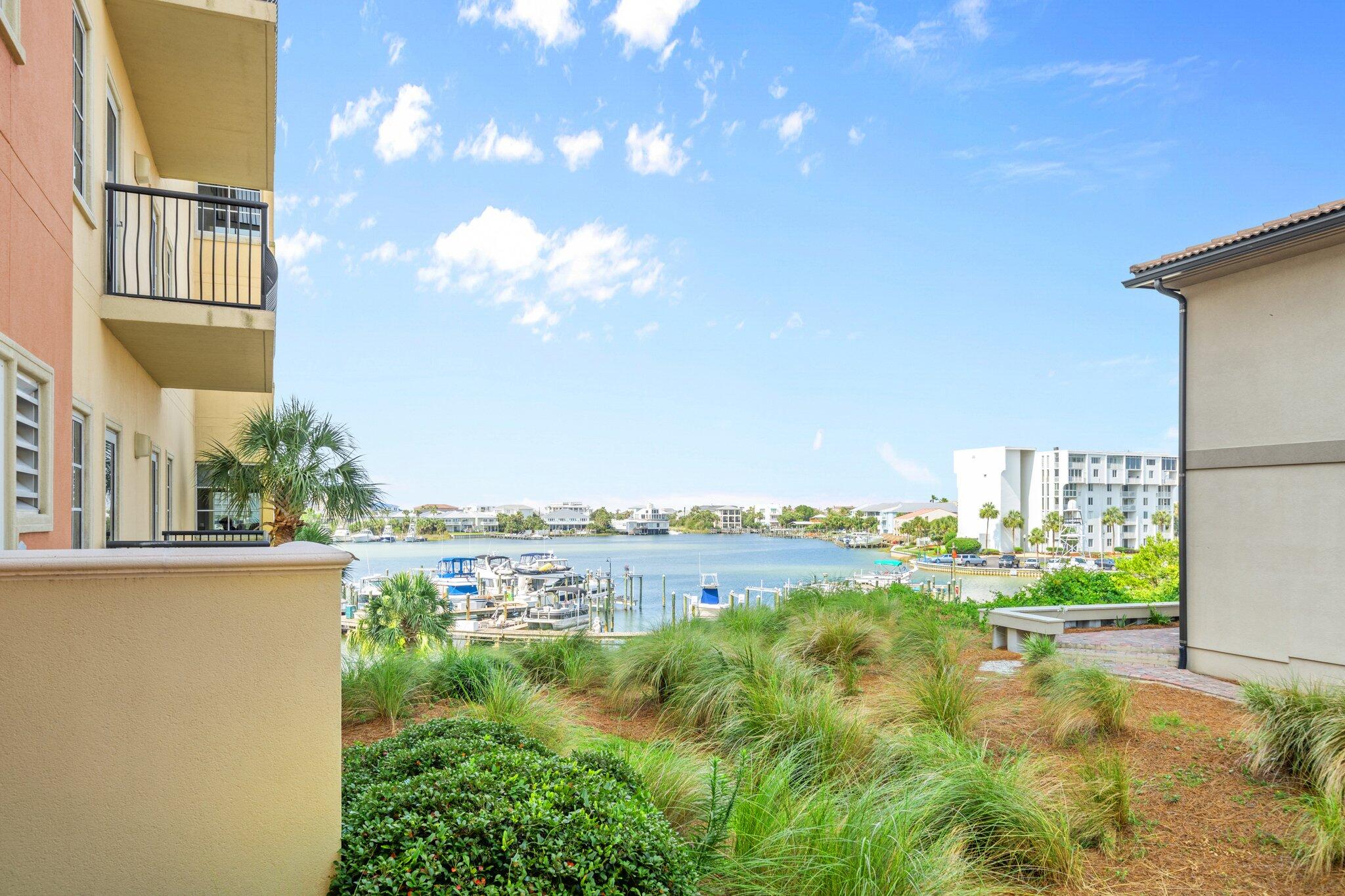 Destin, Florida, 32541, United States, 2 Bedrooms Bedrooms, ,2 BathroomsBathrooms,Residential,For Sale,1847042