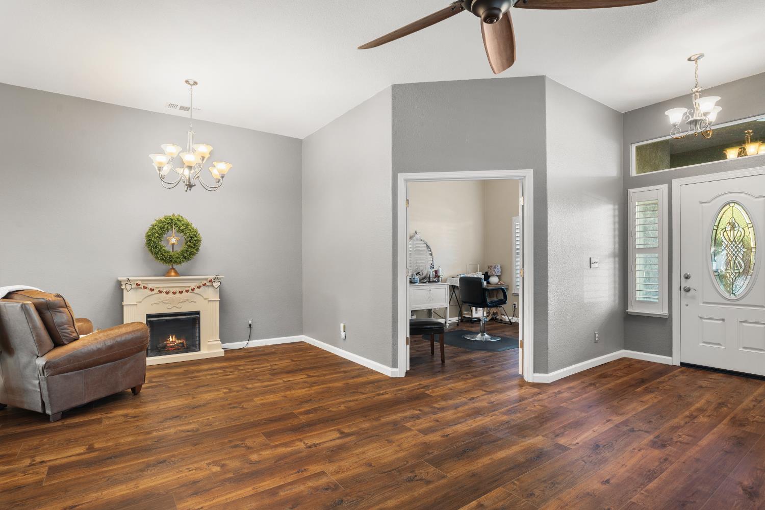 Riverbank, California, 95367, United States, 4 Bedrooms Bedrooms, ,2 BathroomsBathrooms,Residential,For Sale,1976326