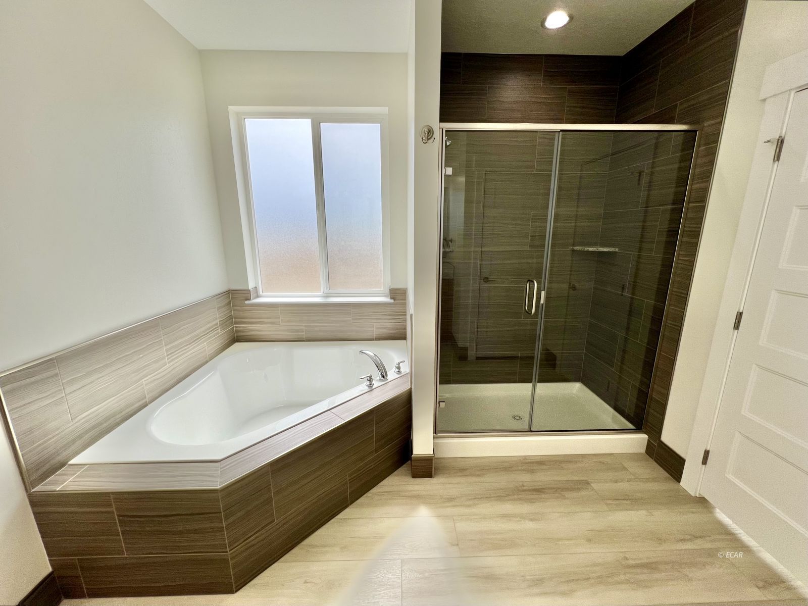 Elko, Nevada, 89801, United States, 4 Bedrooms Bedrooms, ,3 BathroomsBathrooms,Residential,For Sale,1699971