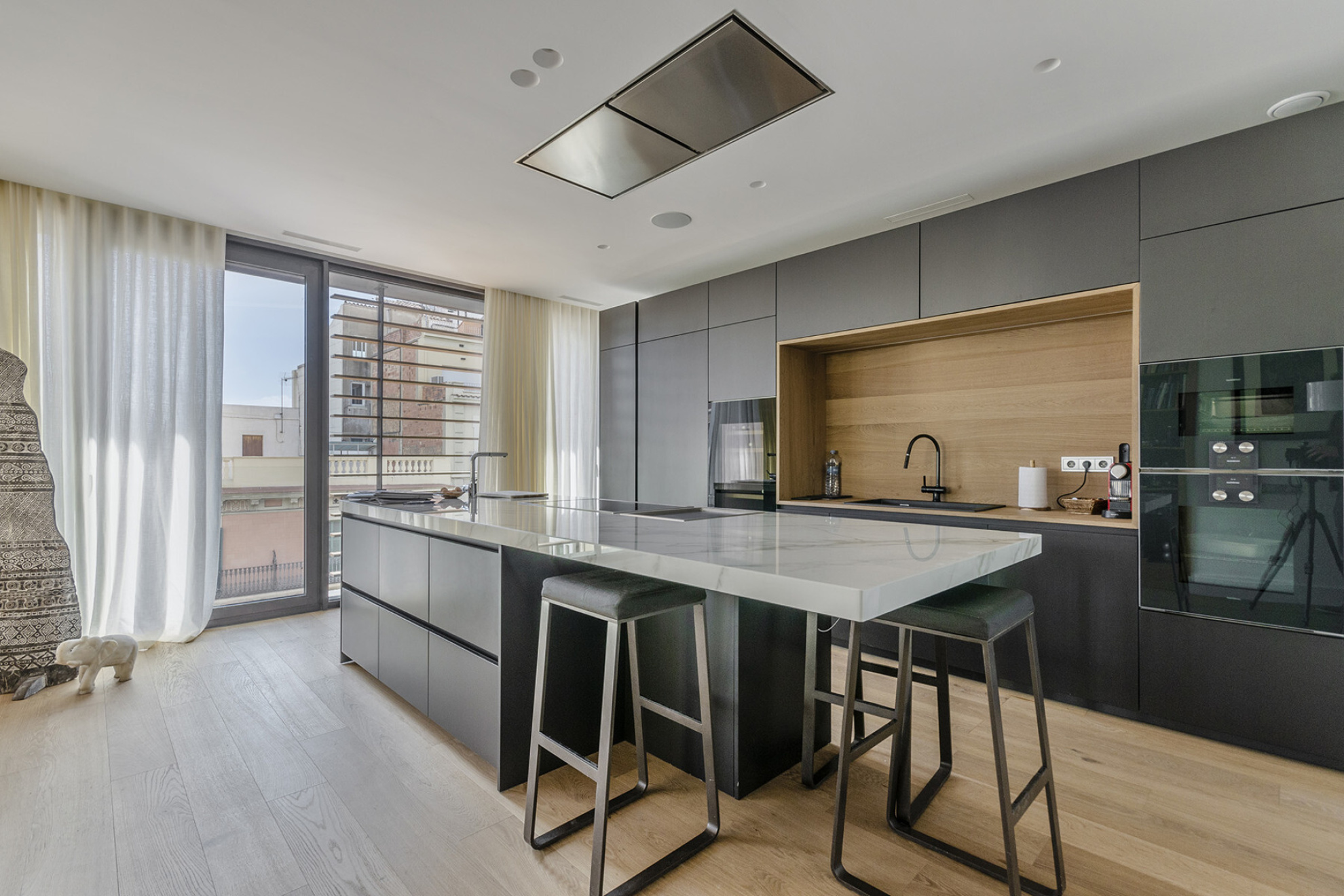  Exceptional penthouse with 180 m2 terrace next to Paseo de Gracia - 物件實景