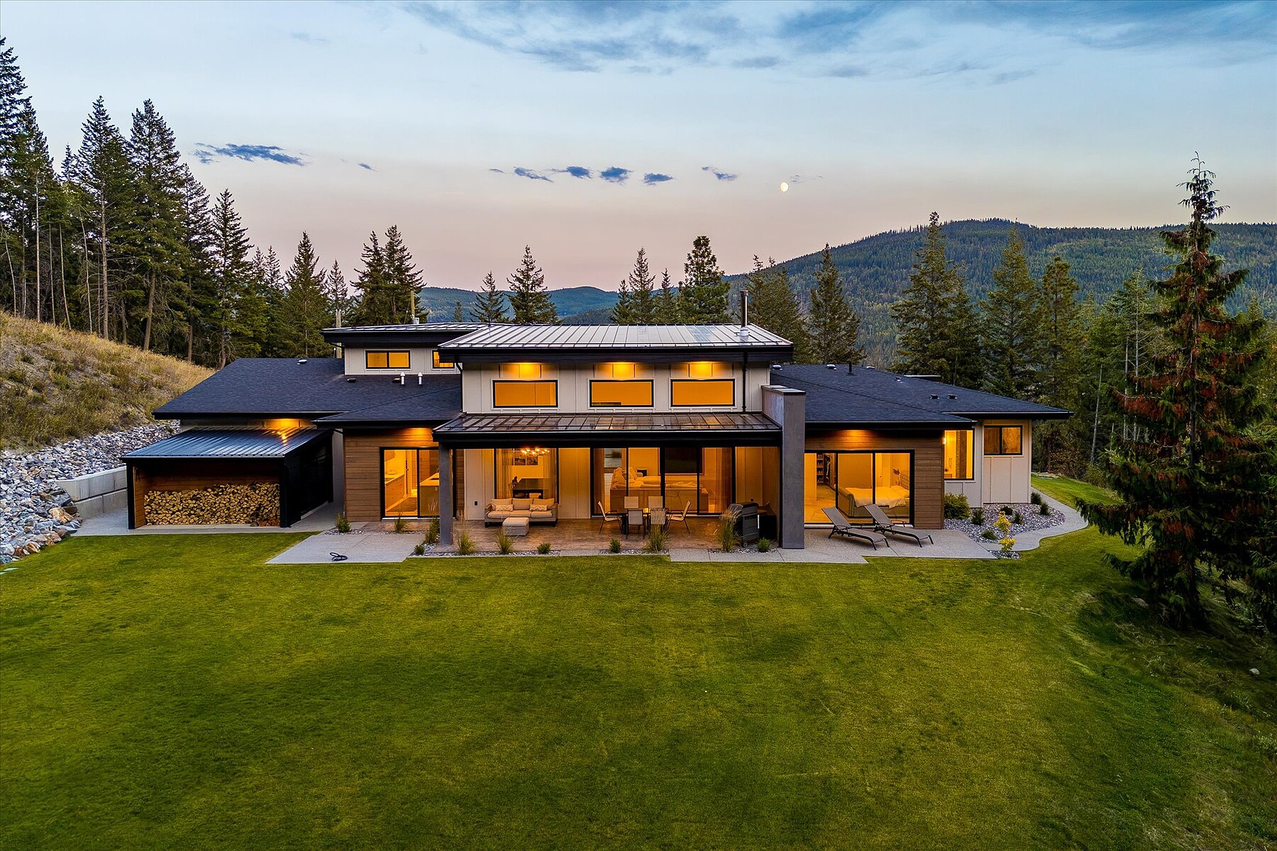  Gorgeous Custom Home - 物件實景