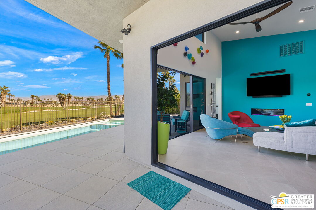 Palm Springs, California, 92262, United States, 3 Bedrooms Bedrooms, ,3 BathroomsBathrooms,Residential,For Sale,1903591