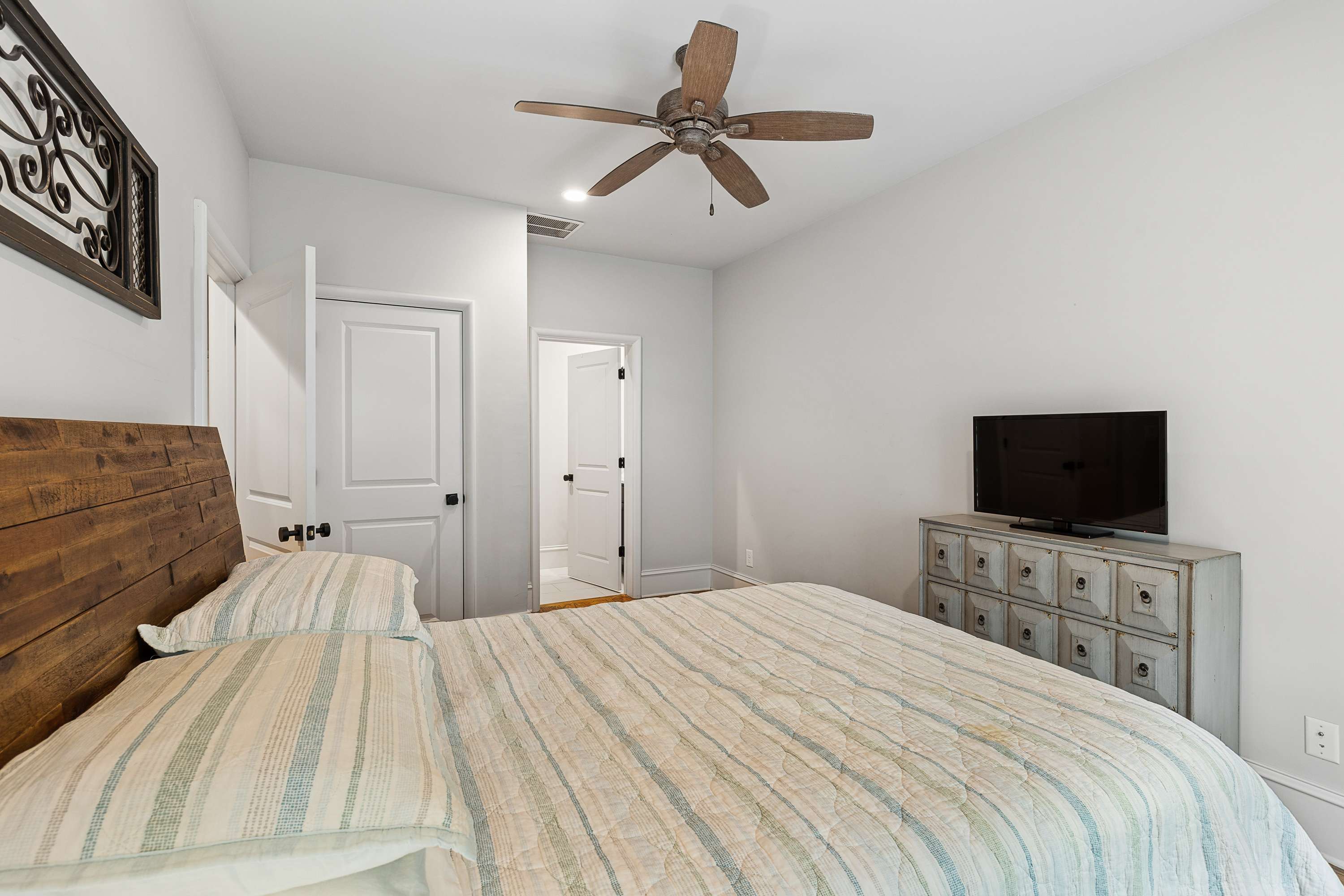  Stunning Townhome in Decatur