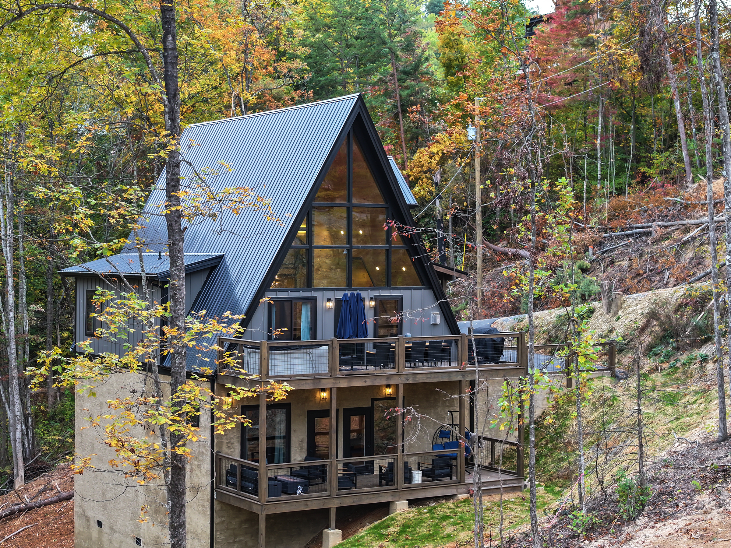 Sevierville, Tennessee, 37862, United States, 3 Bedrooms Bedrooms, ,3 BathroomsBathrooms,Residential,For Sale,1984599