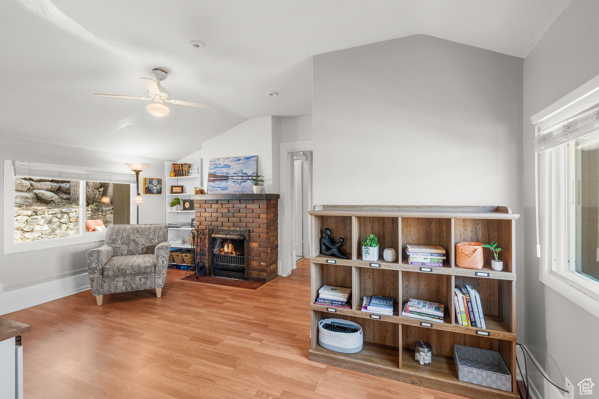 Farmington, Utah, 84025, United States, 4 Bedrooms Bedrooms, ,2 BathroomsBathrooms,Residential,For Sale,1866818