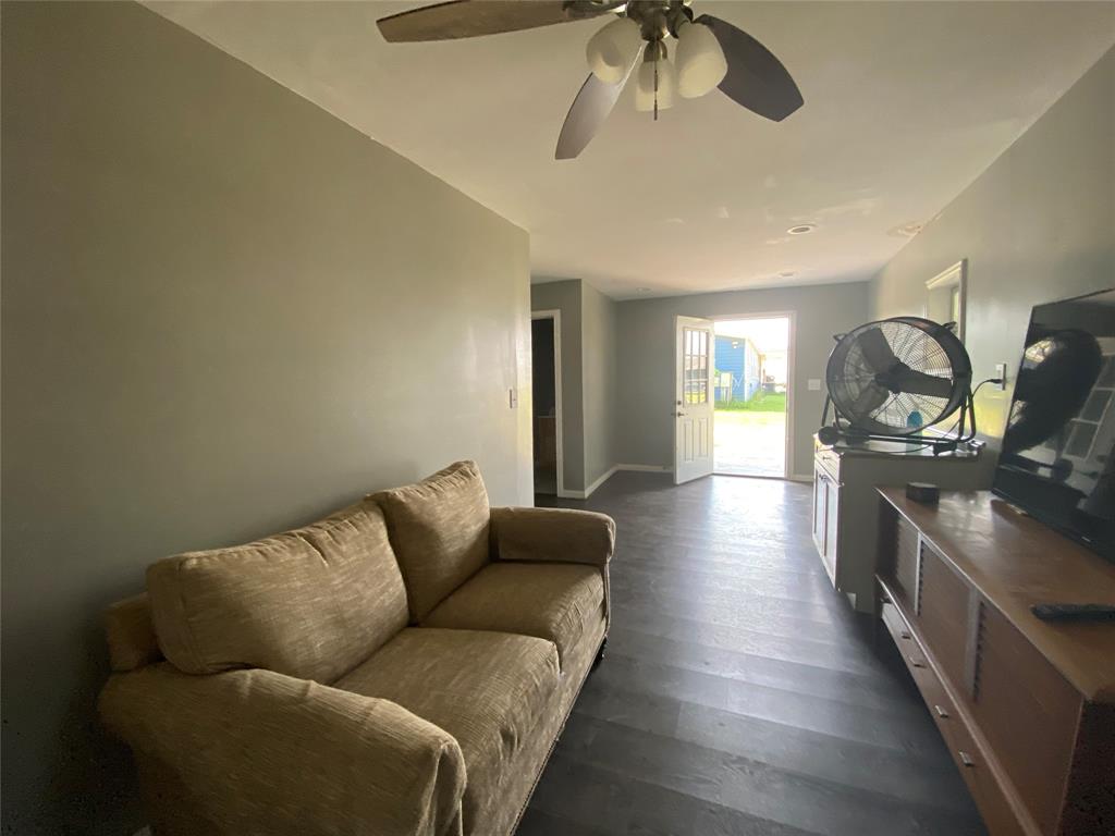 Royse City, Texas, 75189, United States, 4 Bedrooms Bedrooms, ,2 BathroomsBathrooms,Residential,For Sale,1981516