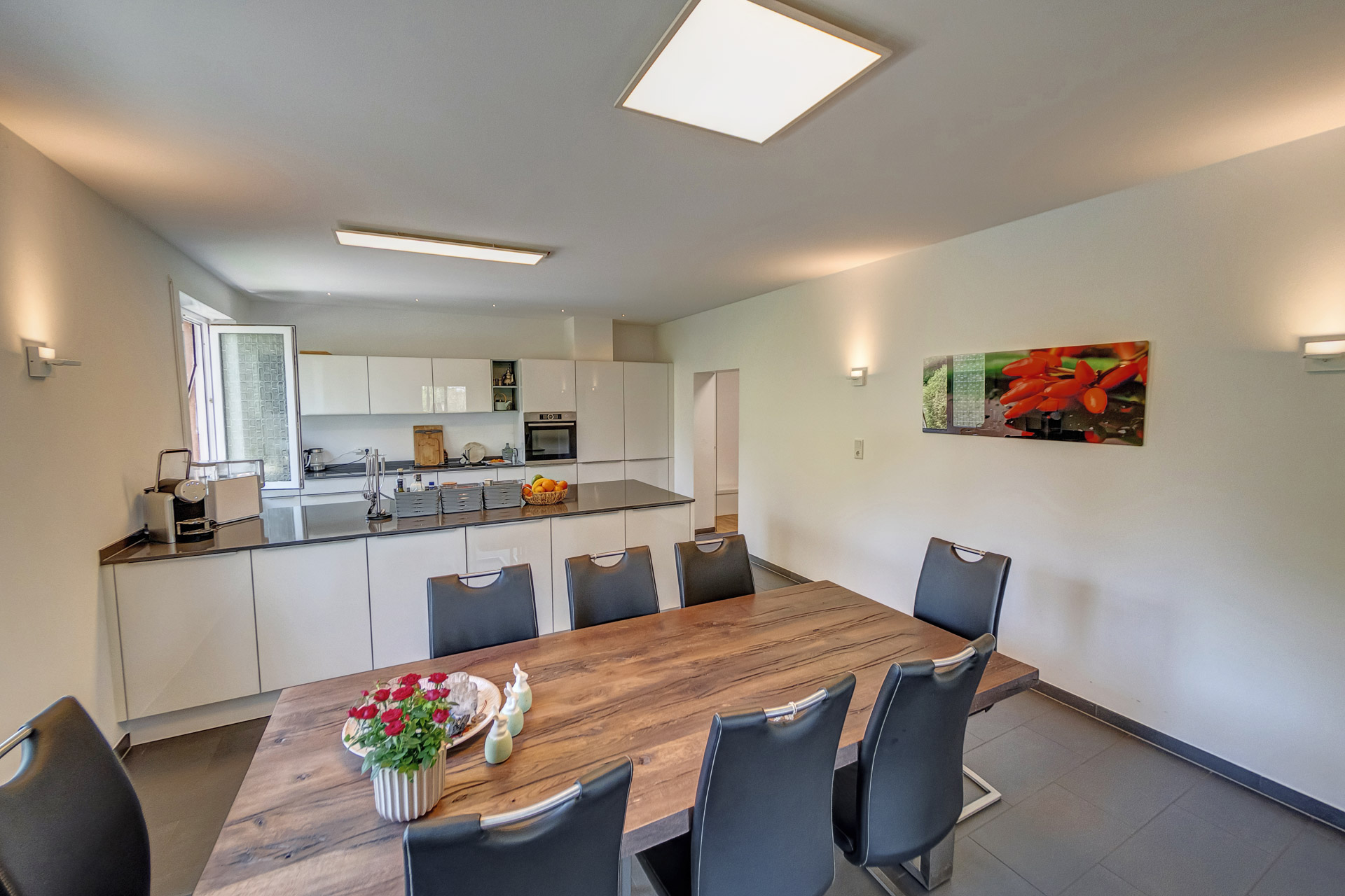  Spacious semi-detached house in an idyllic location - 物件實景