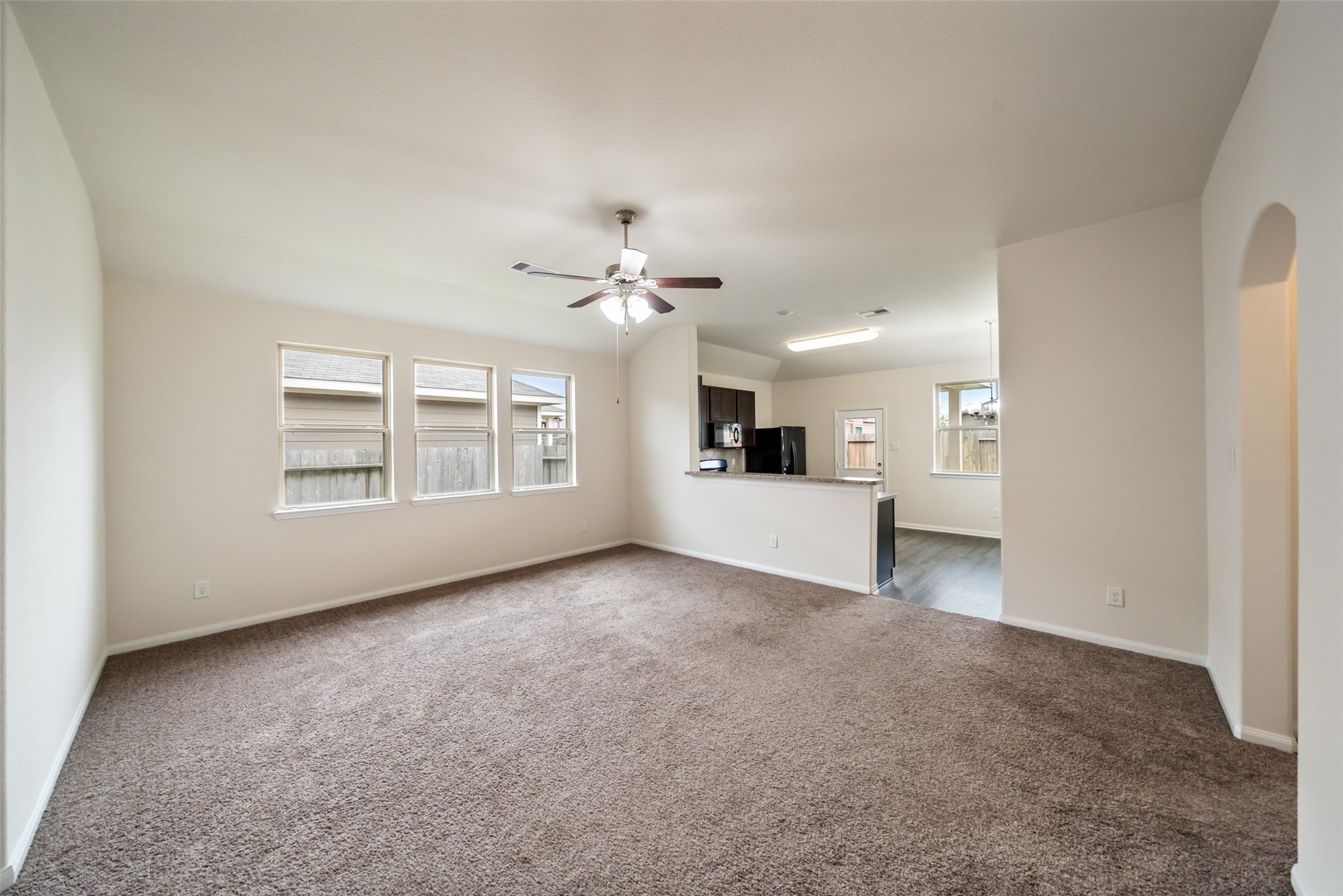  3626 Karissa Road - 物件實景