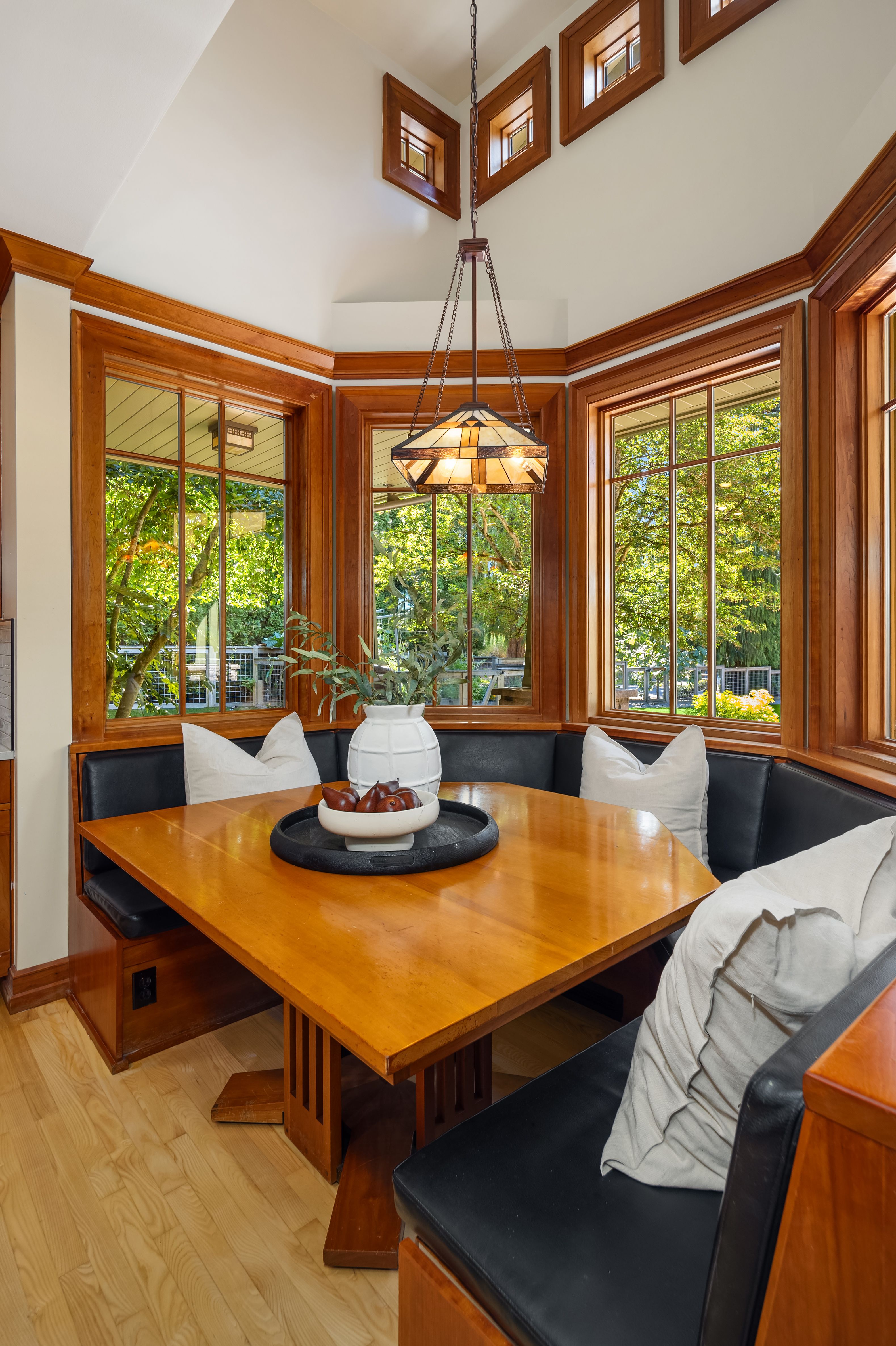 1411 8th St W, Kirkland, WA 98033 - 物件實景