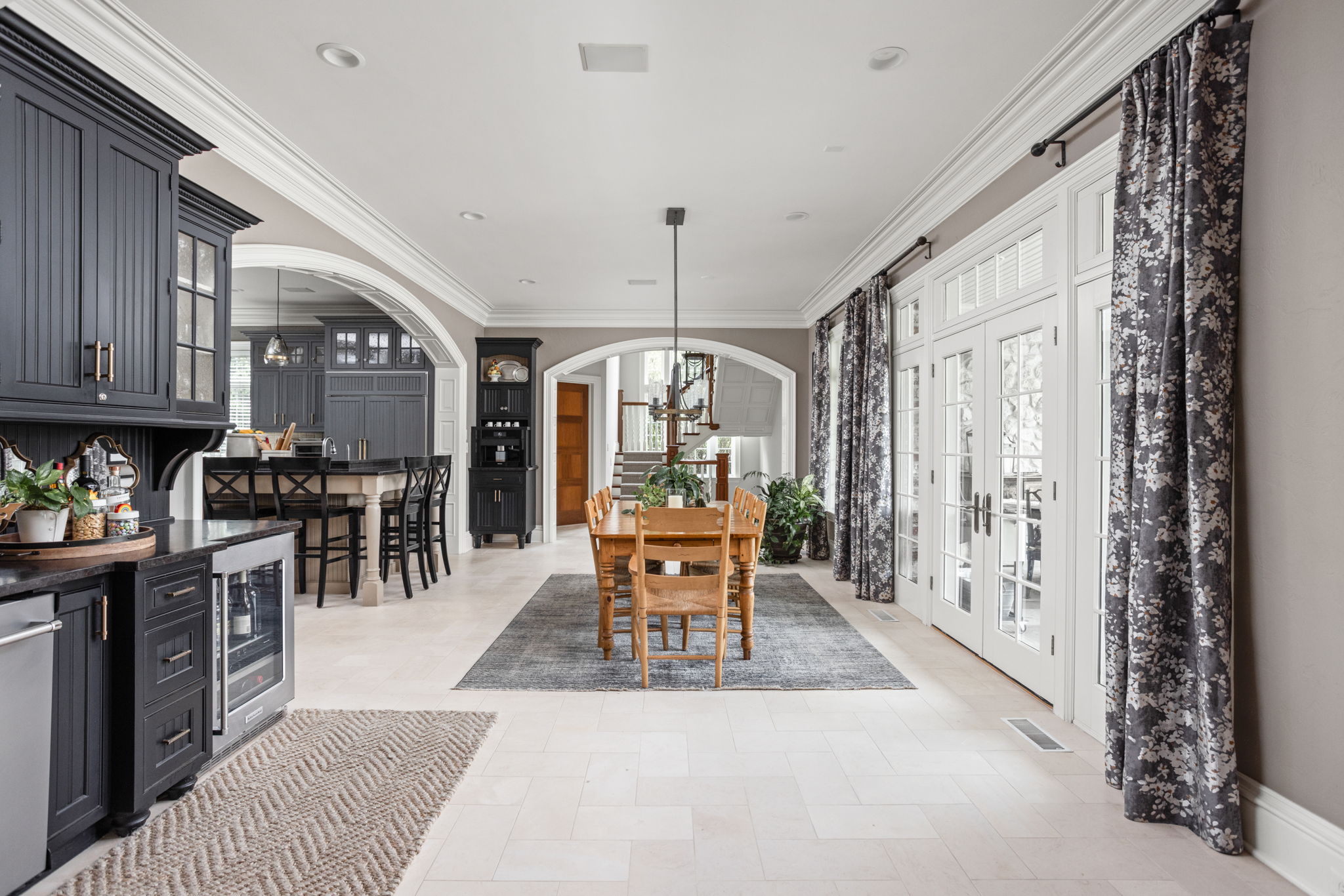  Signature Estate Set on More than 2 Acres in Desirable Zionsville Neighborhood - 物件實景